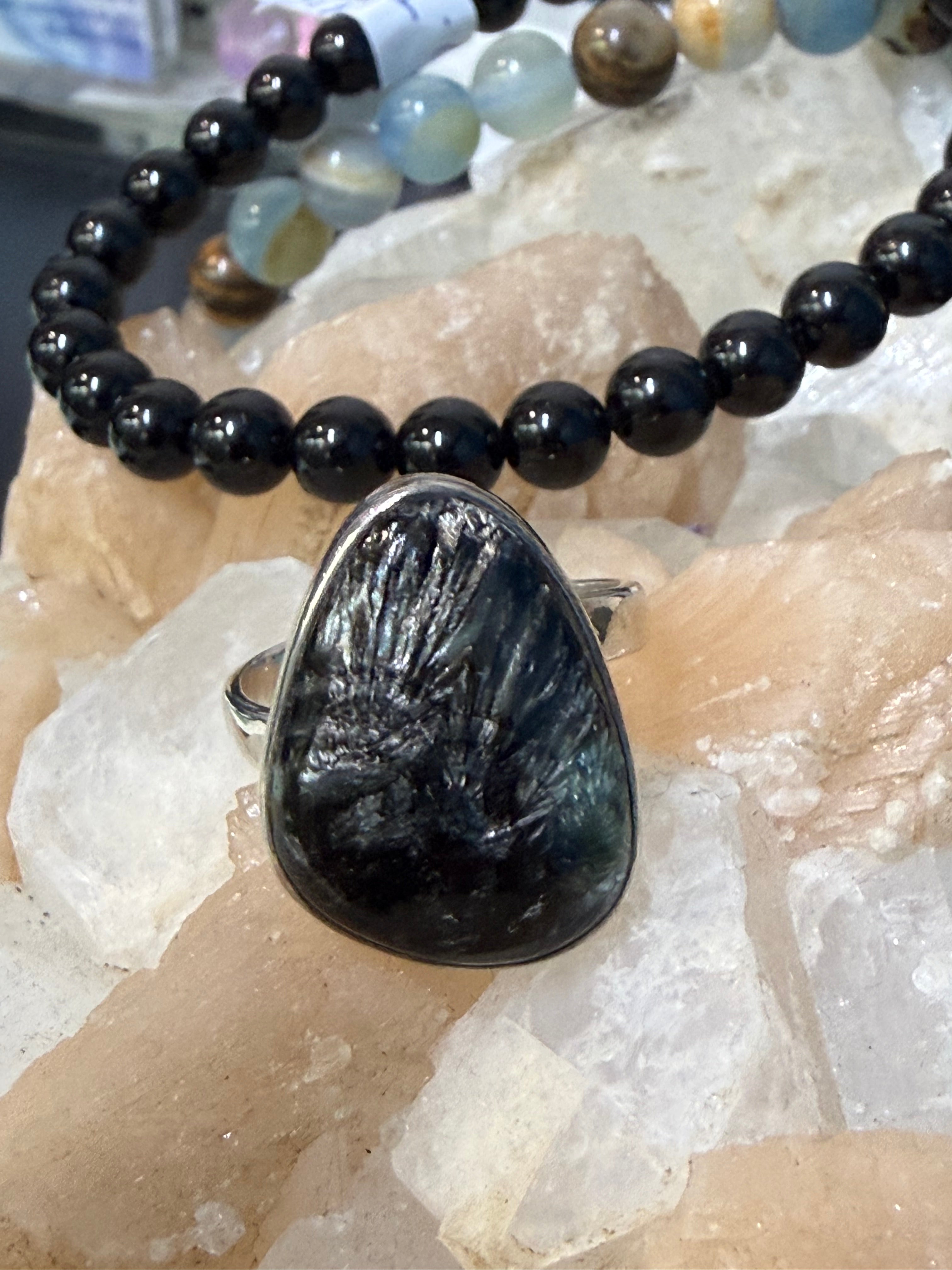 Golden Seraphinite Ring, size 7.5 adjustable – Wings of Light & Divine Alignment Crystal Wellness