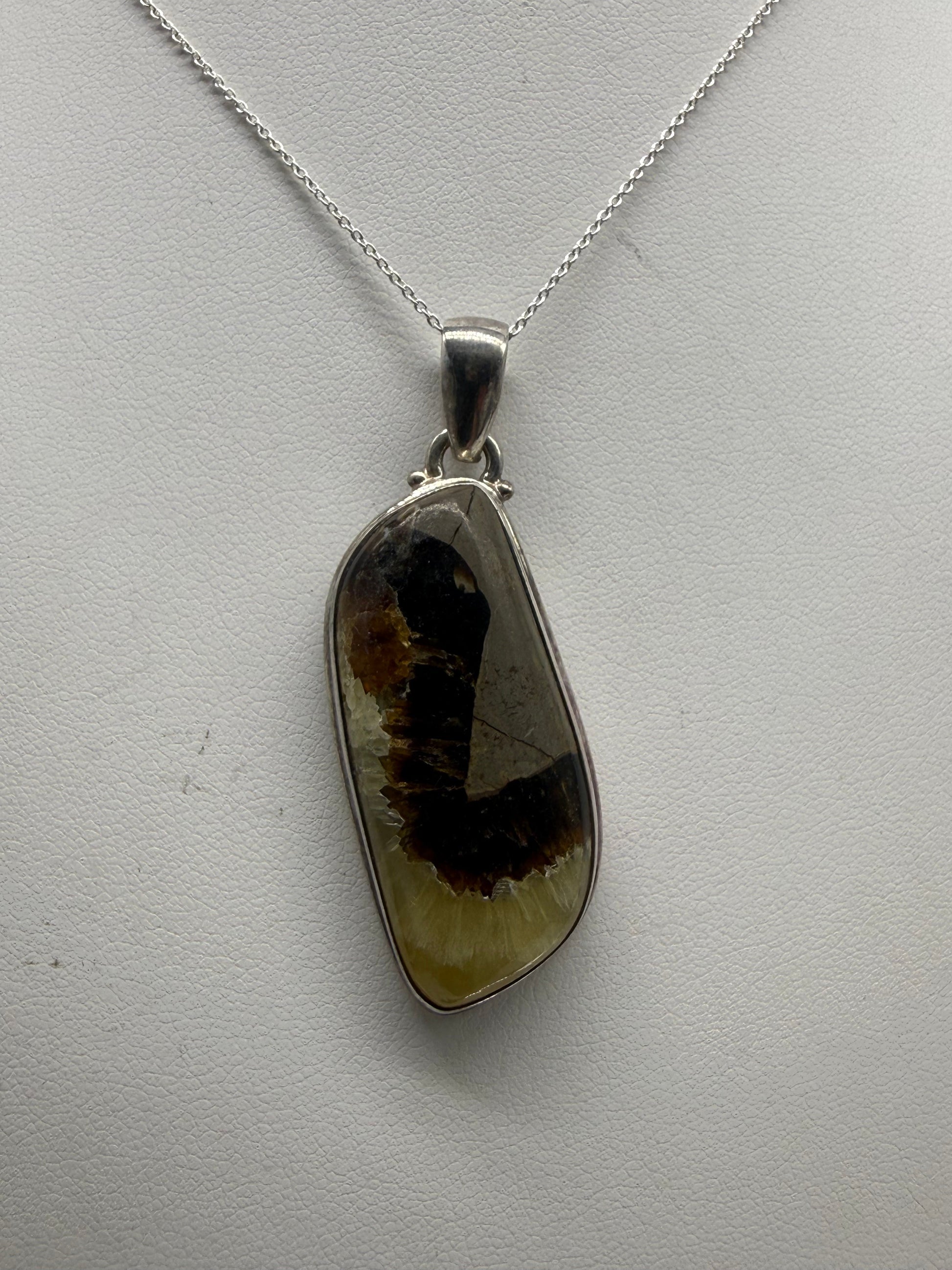 Septarian Sterling Silver (92.5) Pendant – 40x18mm Crystal Wellness
