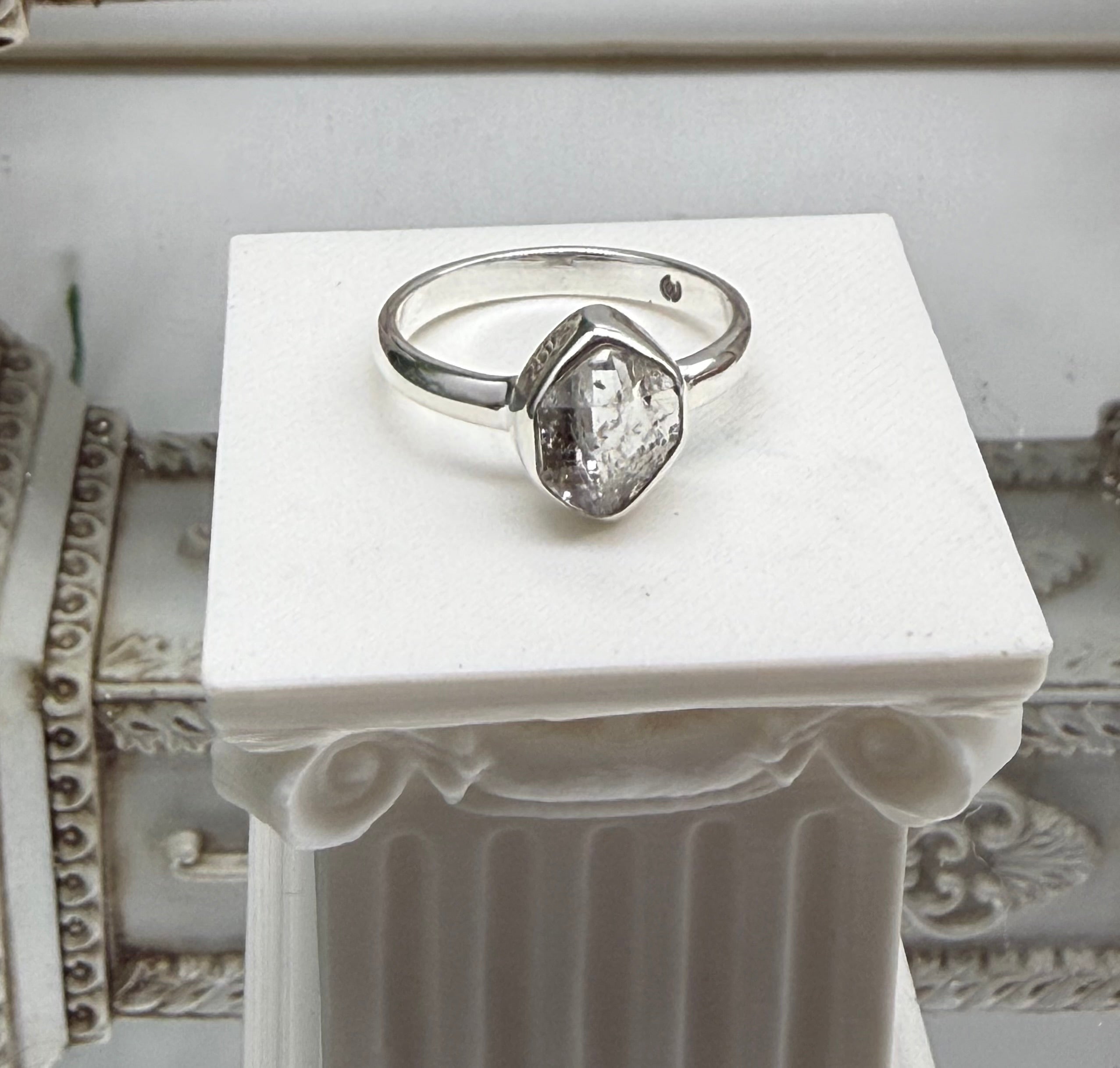 Herkimer Diamond Ring – 925 Sterling Silver - Size 8 Crystal Wellness