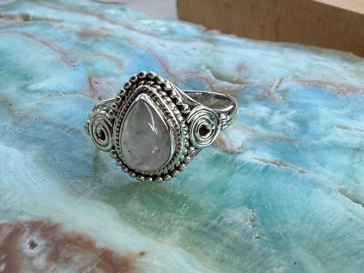 Rose Quartz Ring – Stone of Love, Self-Love & Gentle Healing, size 9 Crystal Wellness