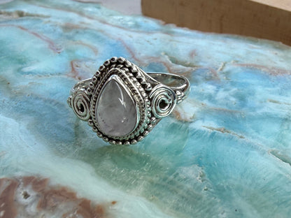 Rose Quartz Ring – Stone of Love, Self-Love & Gentle Healing, size 9 Crystal Wellness