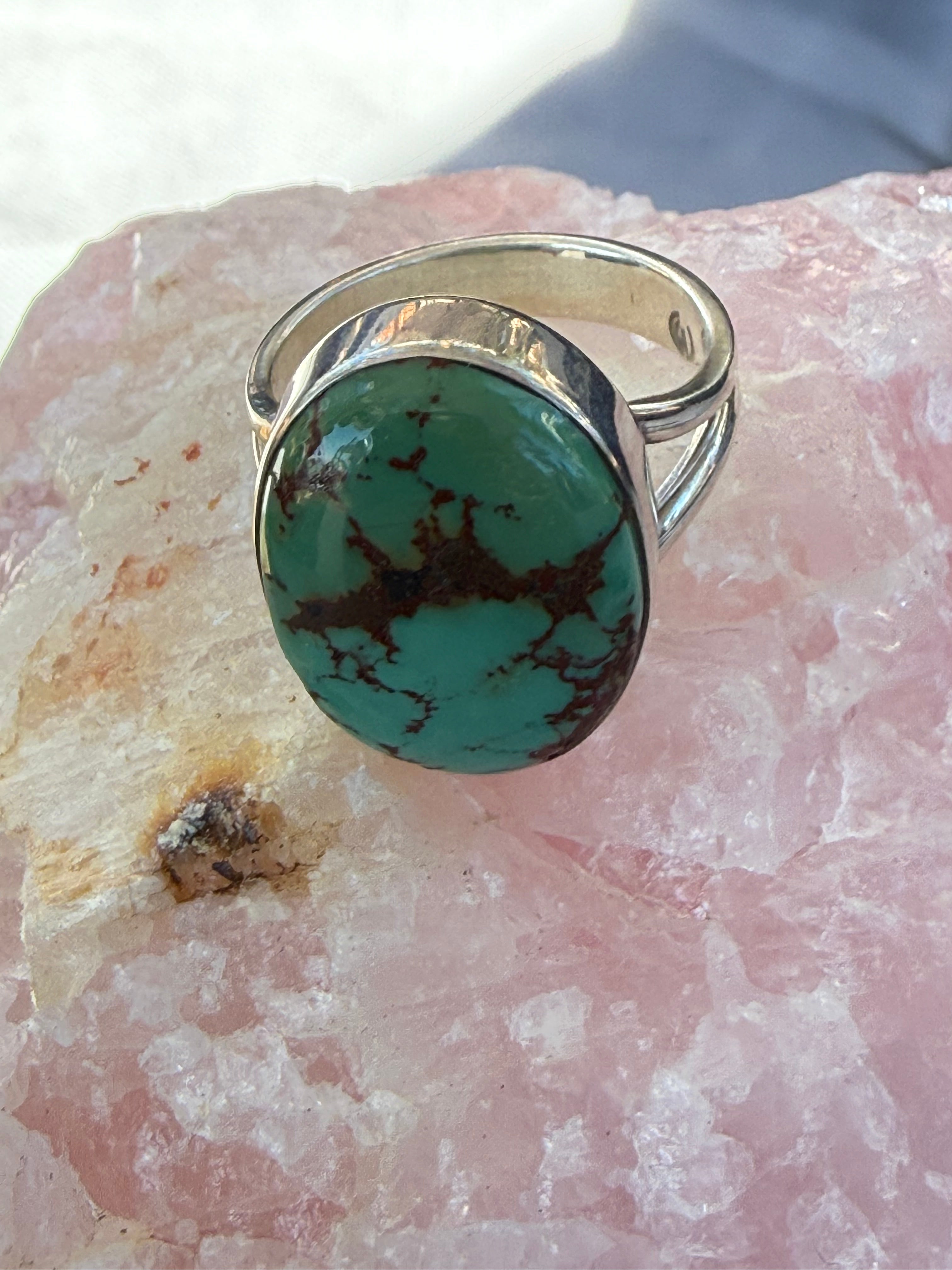 Tibetan Turquoise Ring
Ancient Protection, Wisdom & Sacred Journey, size 6 Crystal Wellness