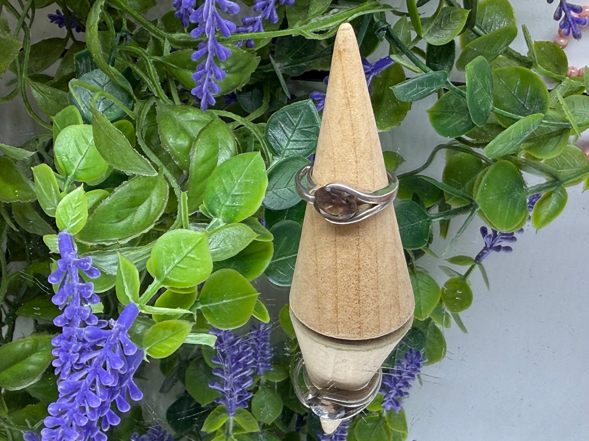 🤎 Smokey Quartz Silver Ring, size 7

Grounding • Protection • Stability • Emotional Balance Crystal Wellness