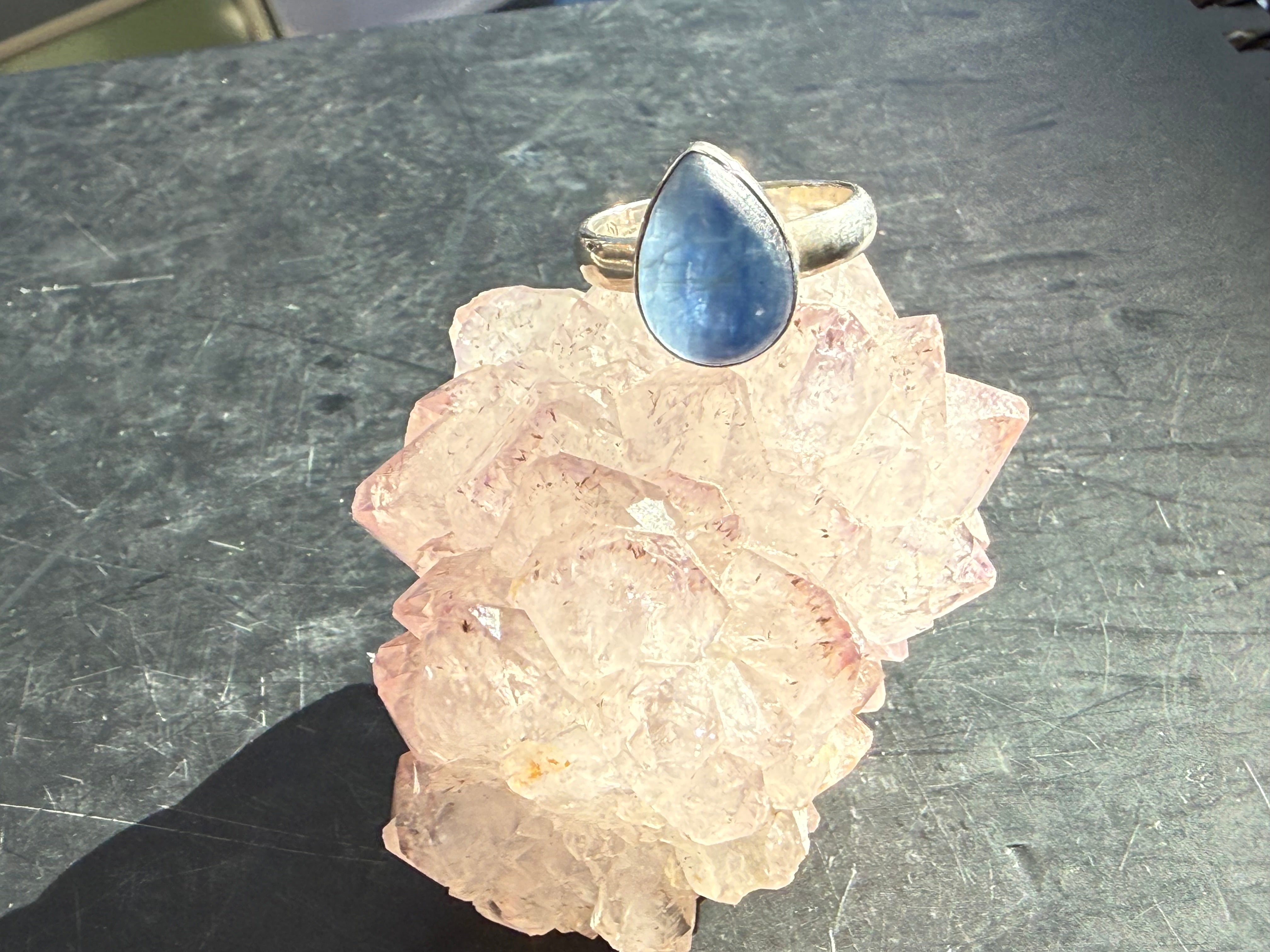 Blue Kyanite Ring, size 8.5 – Clarity • Alignment • Truth Crystal Wellness