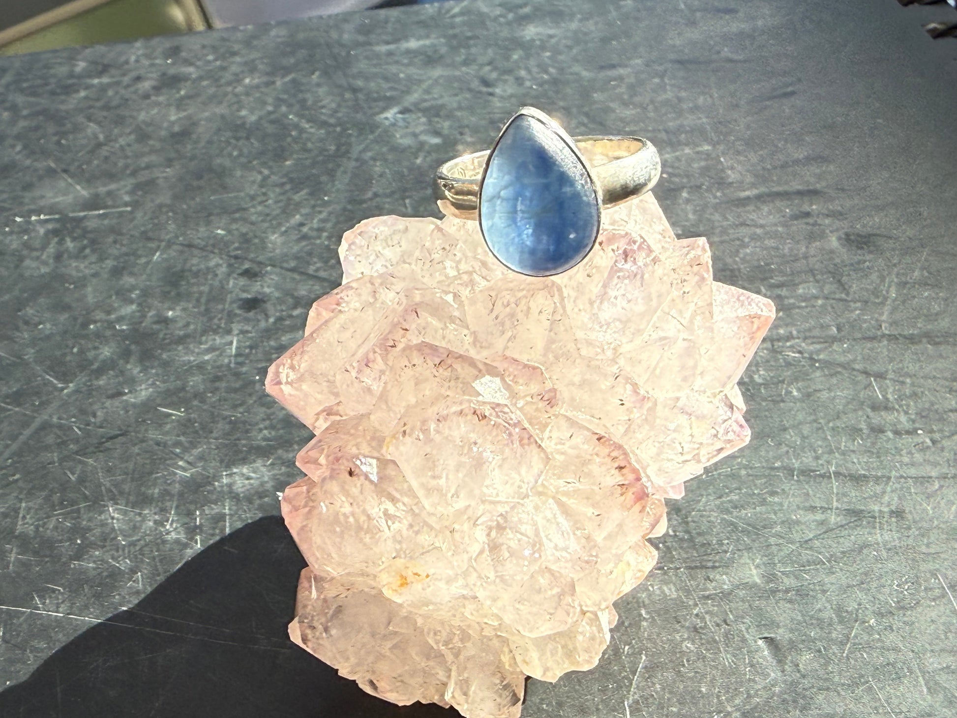 Blue Kyanite Ring, size 8.5 – Clarity • Alignment • Truth Crystal Wellness