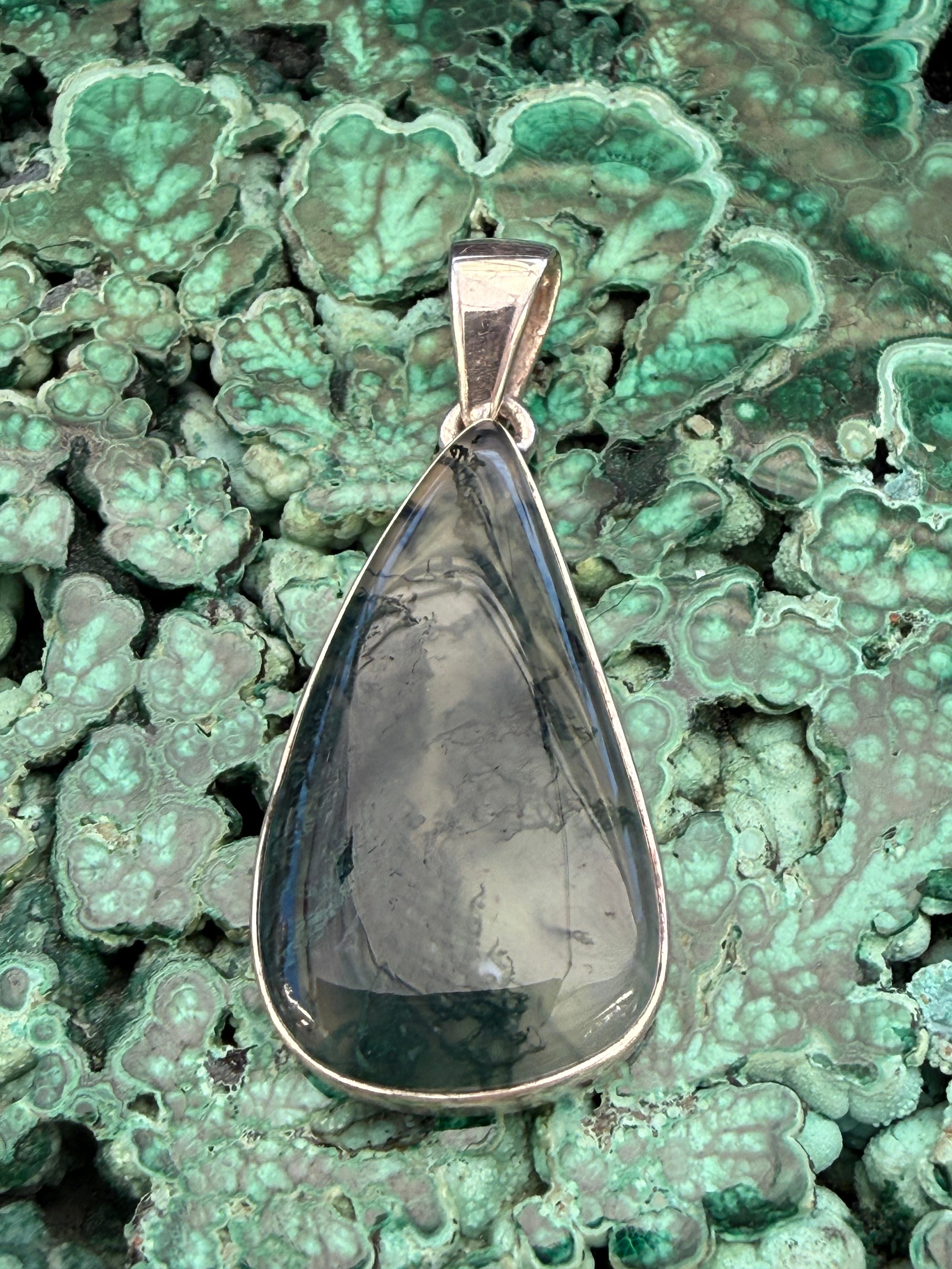 Moss Agate Pendant in 925 Sterling Silver 31mmx17mm Crystal Wellness