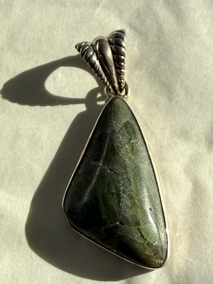 Verdant Light Peridot Silver Pendant 35mmx19mm Crystal Wellness