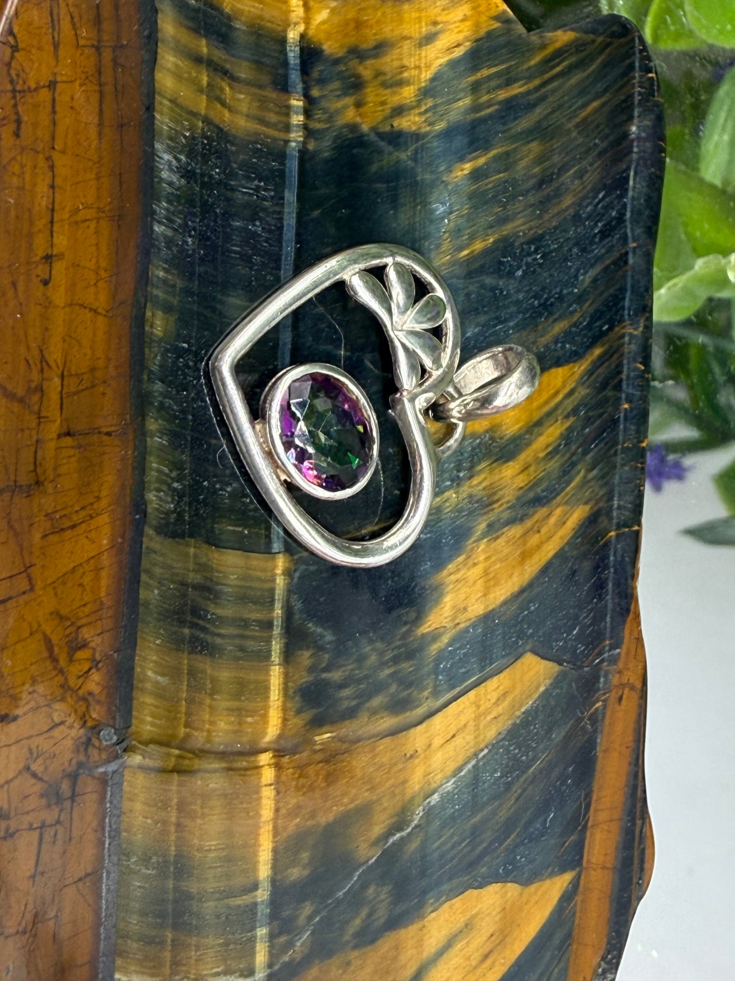 💜 Mystic Topaz Heart Silver Pendant — Love, Transformation & Inner Radiance,21mmx18mm Crystal Wellness