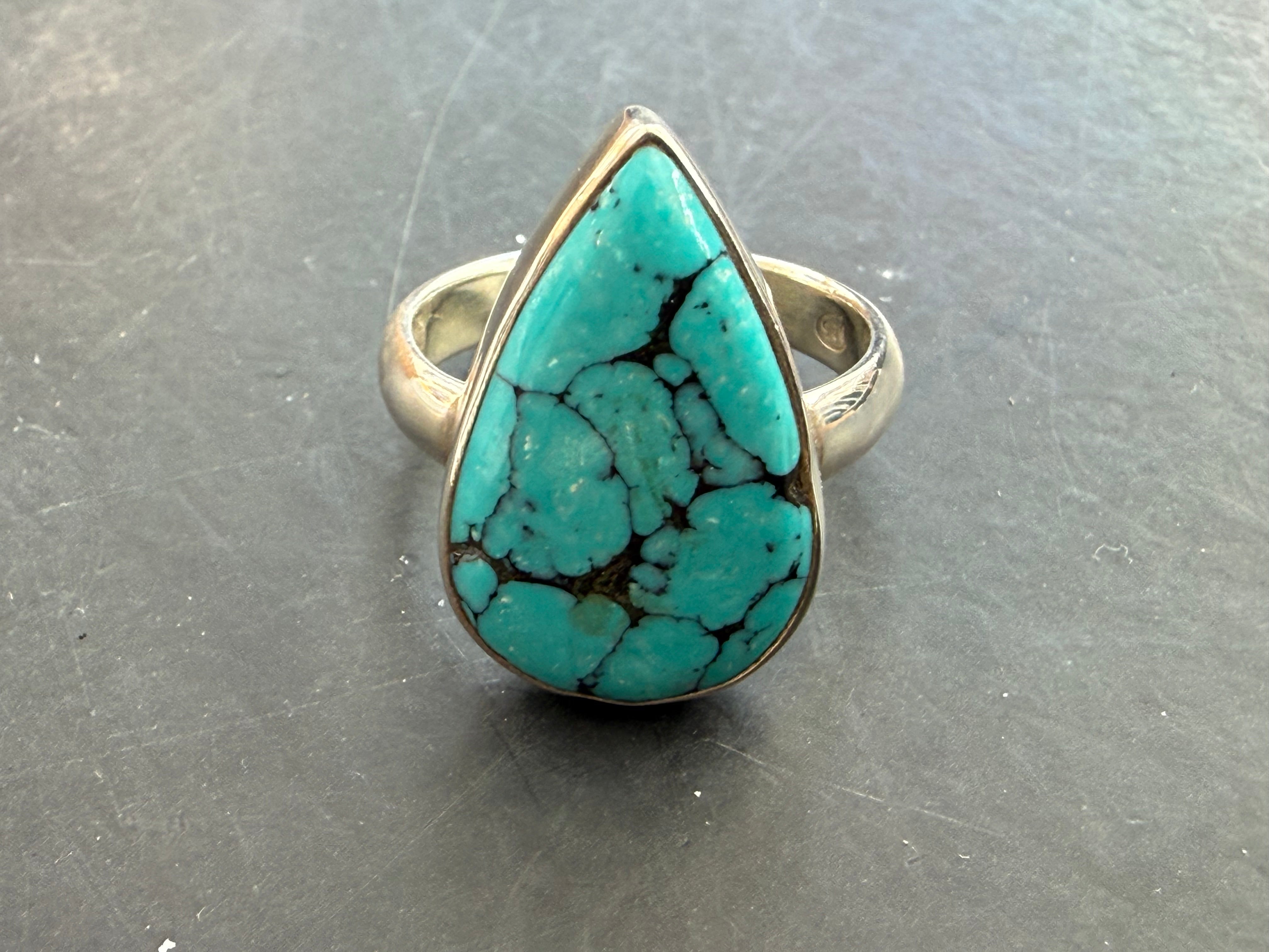 Turquoise Ring, size 8 – Protection, Wisdom & Authentic Expression Crystal Wellness