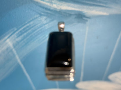 Black Onyx Pendant, 38mmx18mm

Strength • Protection • Grounding Crystal Wellness