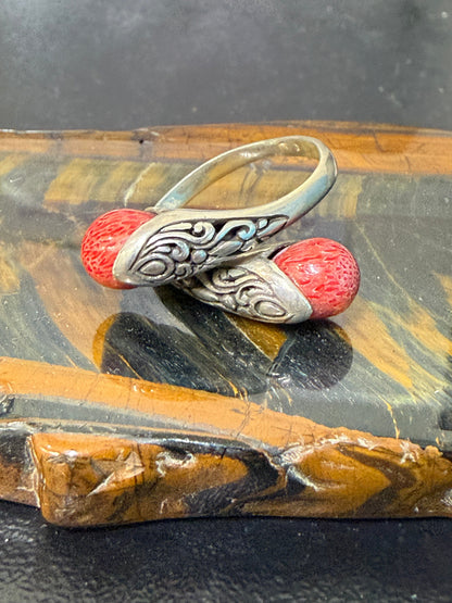 ❤️ Red Coral Ring, size 4.5

Vitality • Courage • Passion • Protection Crystal Wellness