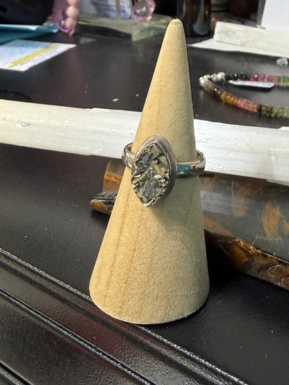 Pyrite Silver Ring — Stone of Abundance & Personal Power

A radiant crystal of confidence, prosperity and determined energy. Size 6.75 Crystal Wellness