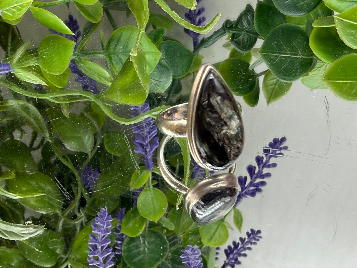 Gold Seraphinite Ring — Wings of Spiritual Light, size Crystal Wellness