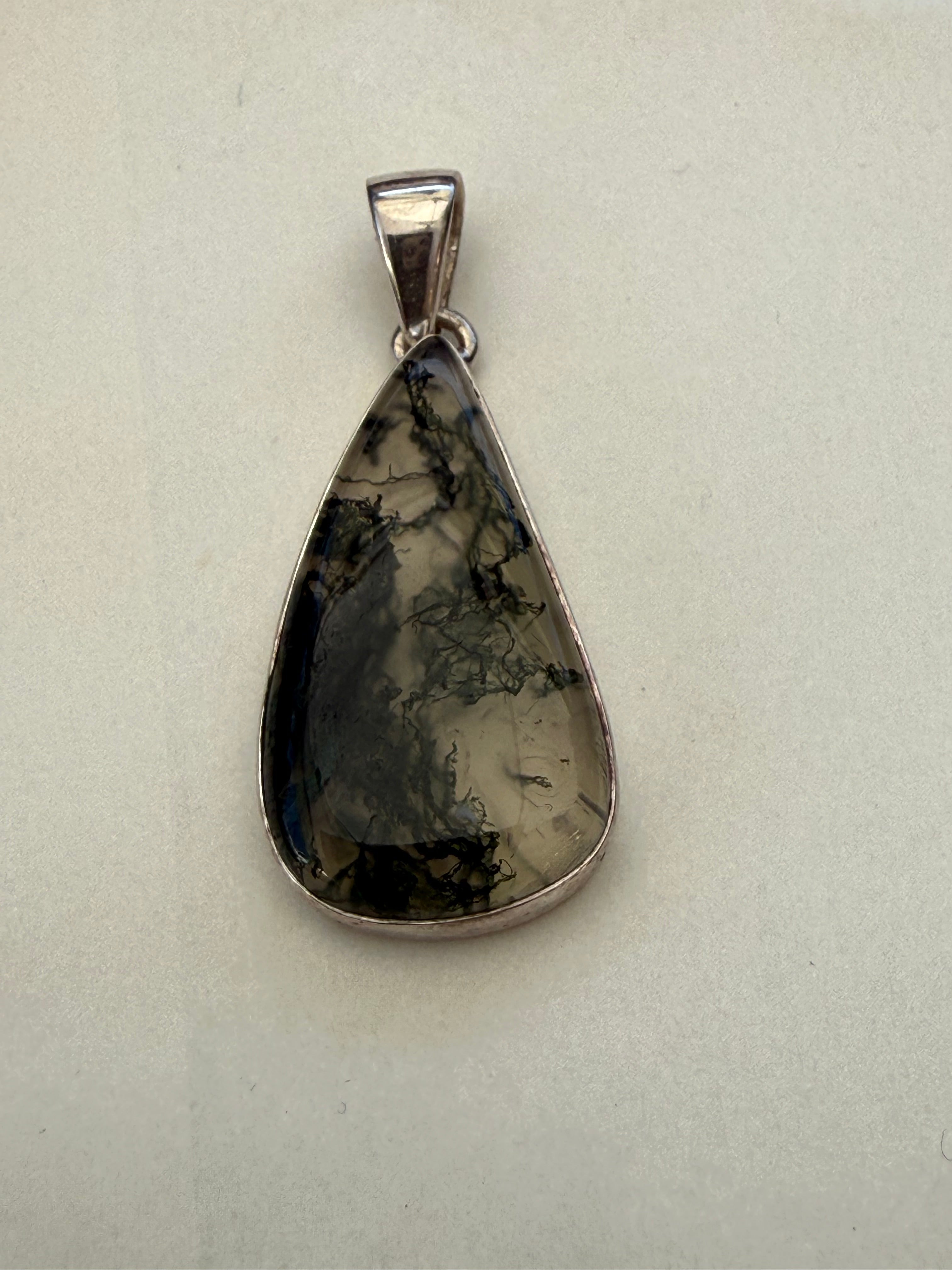 Moss Agate Pendant in 925 Sterling Silver 31mmx17mm Crystal Wellness