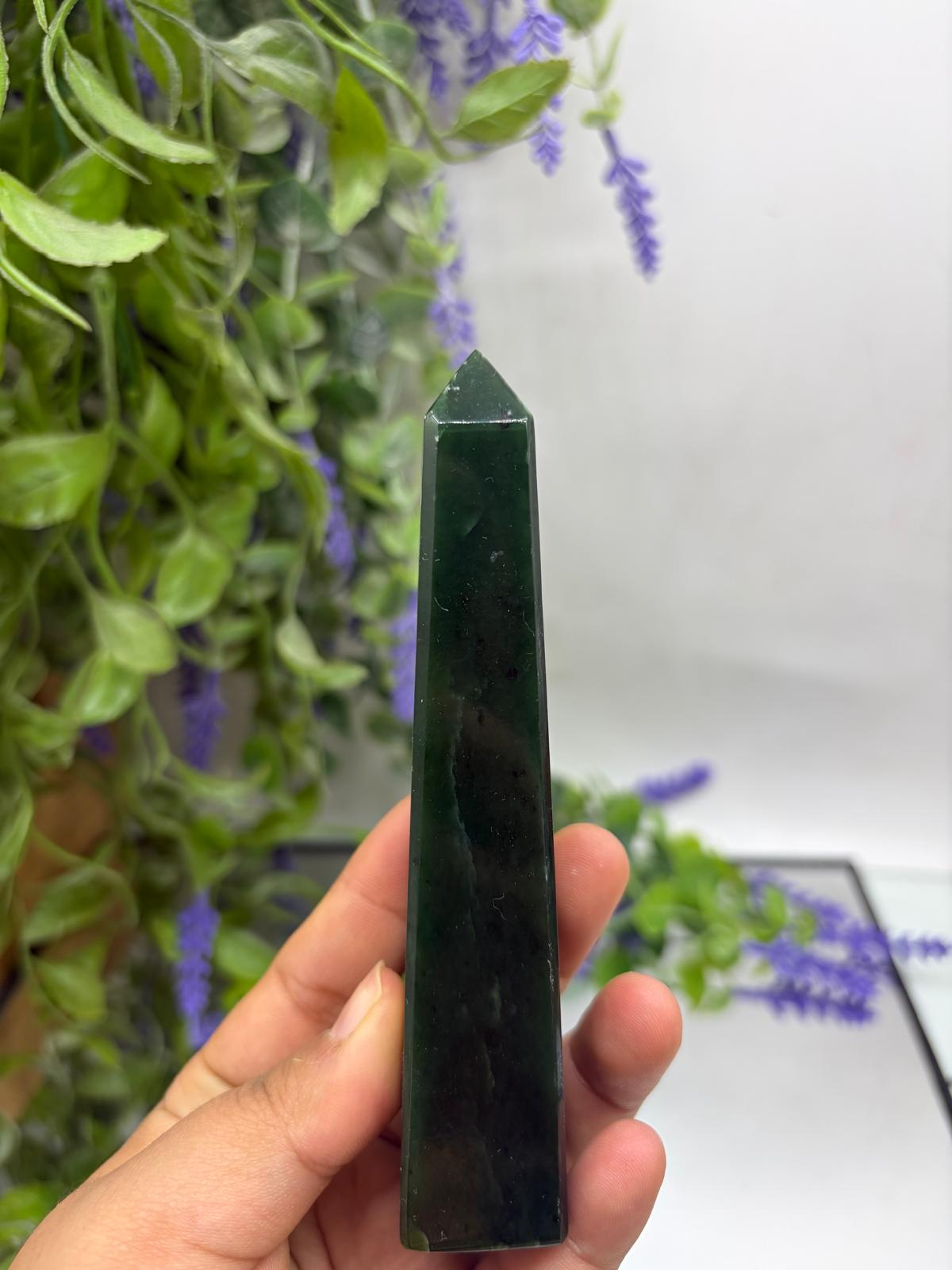 Nephrite Jade Tower – Prosperity, Protection & Heart Healing 12 x 2.5 x 2.5 cm Crystal Wellness