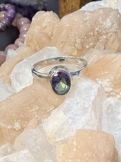 Mystic Topaz Ring, size 6

Radiant Transformation • Joyful Energy • Infinite Possibilities Crystal Wellness