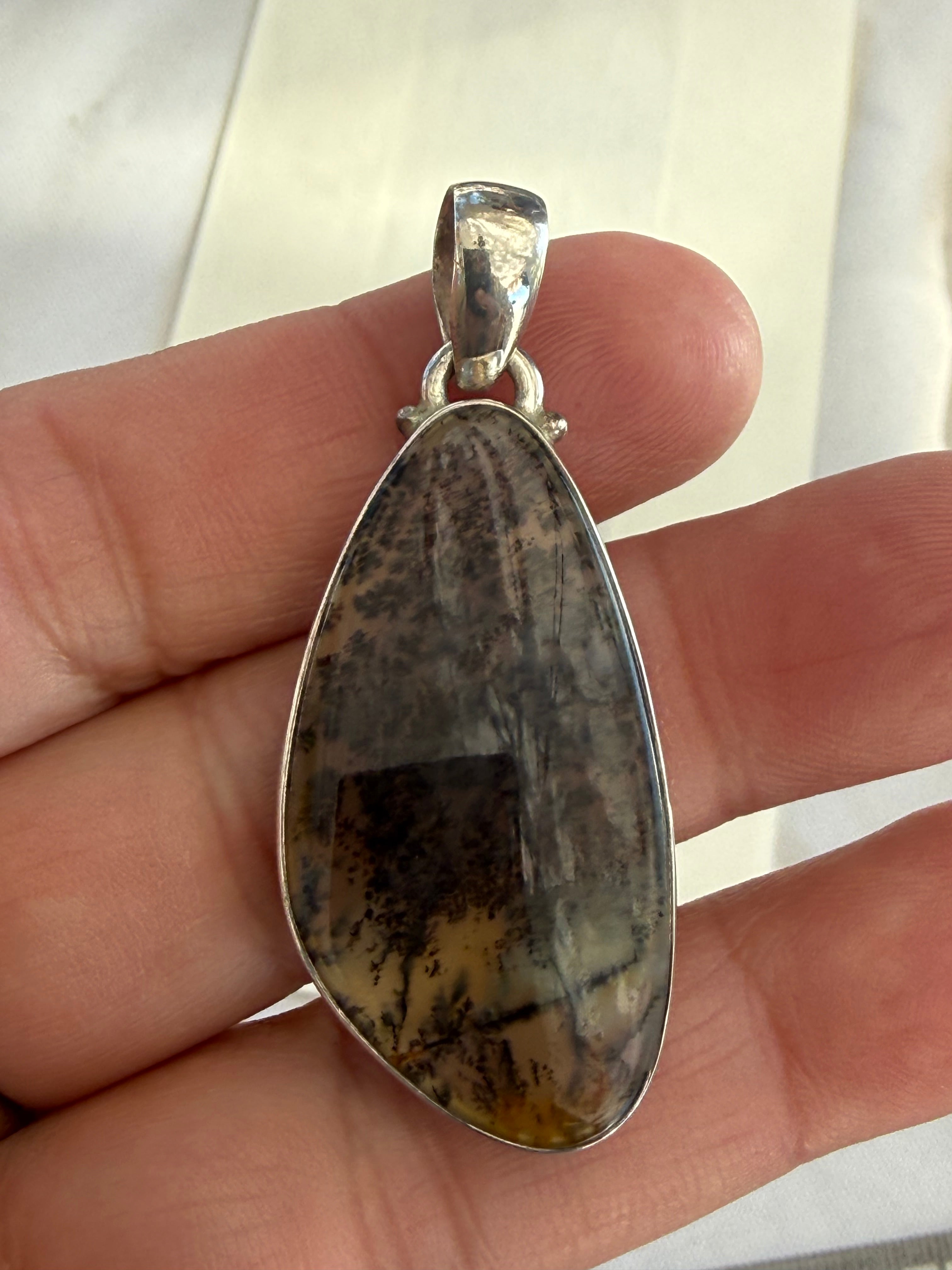 Russian Dendrite Agate Pendant – Stone of Growth & Inner Connection, 37mmx18mm Crystal Wellness