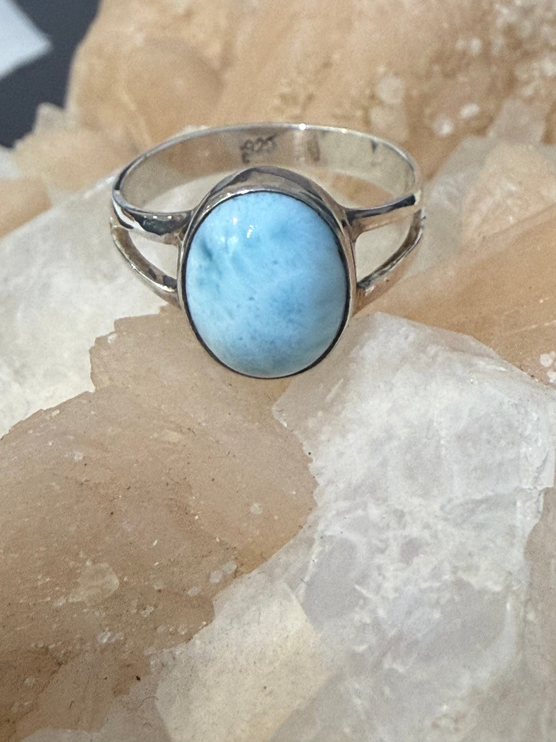 Larimar Ring

A Serene Stone of Peace, Divine Feminine Energy & Emotional Flow Crystal Wellness