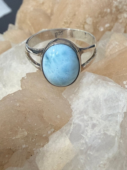 Larimar Ring

A Serene Stone of Peace, Divine Feminine Energy & Emotional Flow Crystal Wellness
