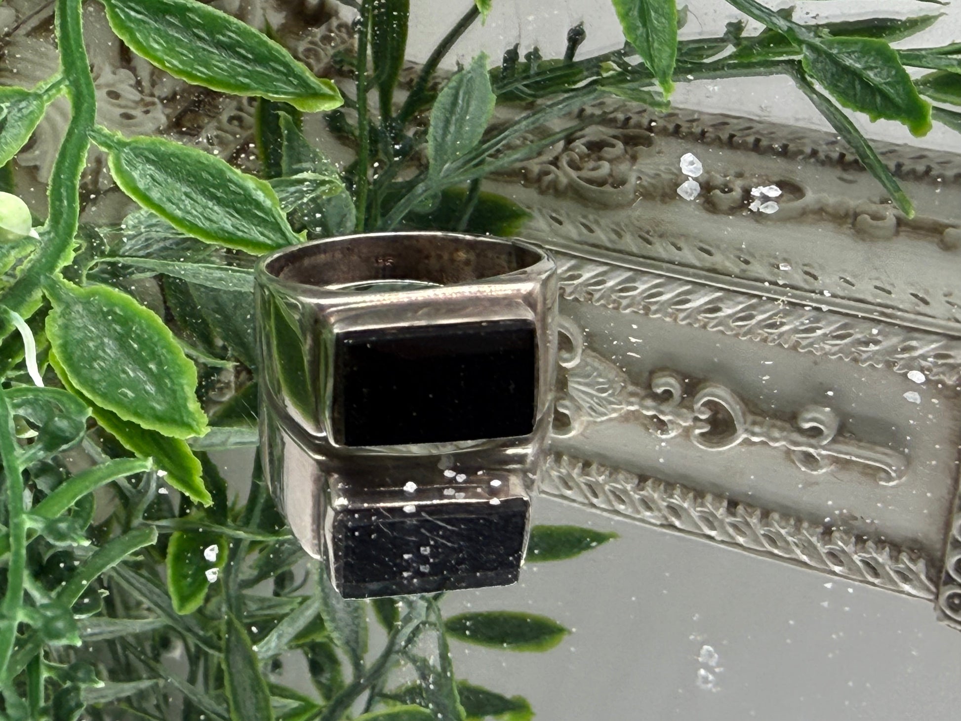 Black Onyx Sterling Silver Men’s Ring – Strength, Protection & Confidence Crystal Wellness