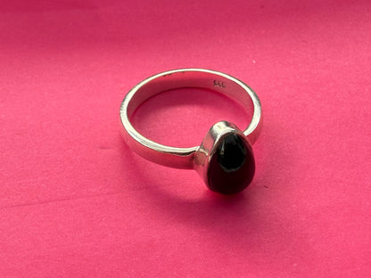 Black Star Ring – Protection, Inner Strength & Guiding Light, size 6 Crystal Wellness