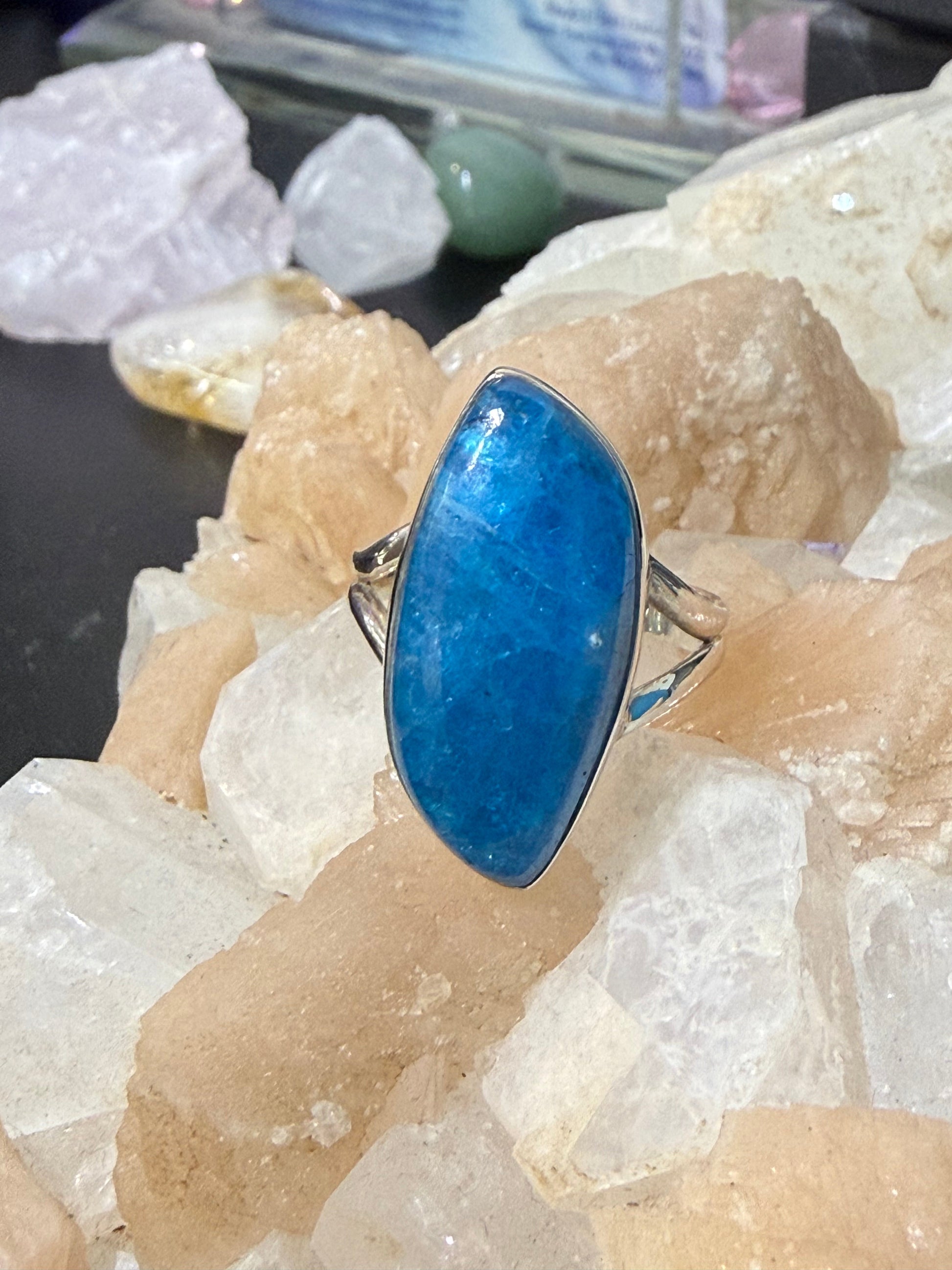 Neon Blue Apatite Ring, size 9  – Inspiration, Clarity & Manifestation Crystal Wellness