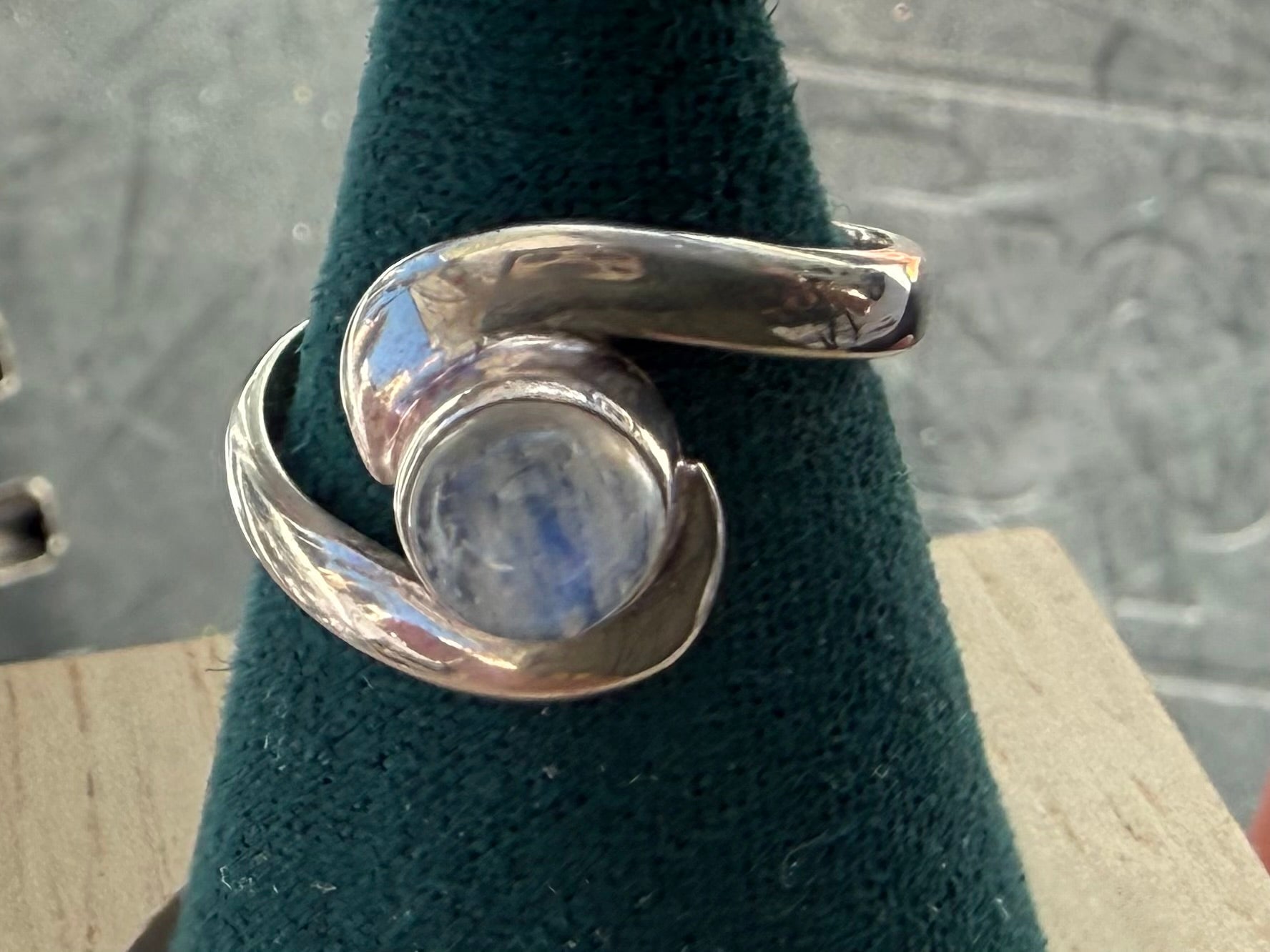 Moonstone Ring, size 6 — The Stone of Divine Feminine Energy 🌙 Crystal Wellness