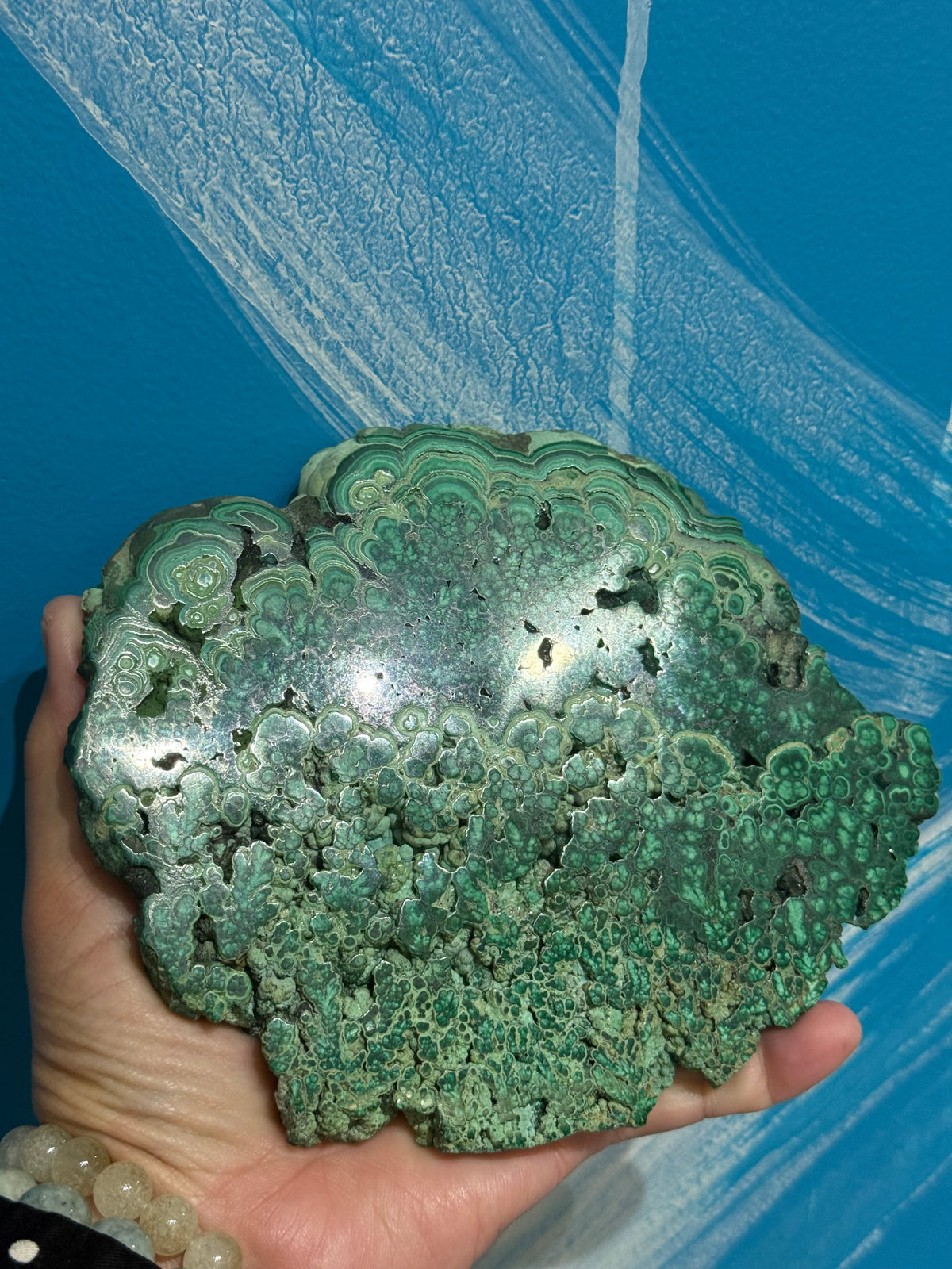 💚 HIGH-QUALITY MALACHITE SPECIMEN

“Stone of Transformation, Protection & Abundance” Crystal Wellness