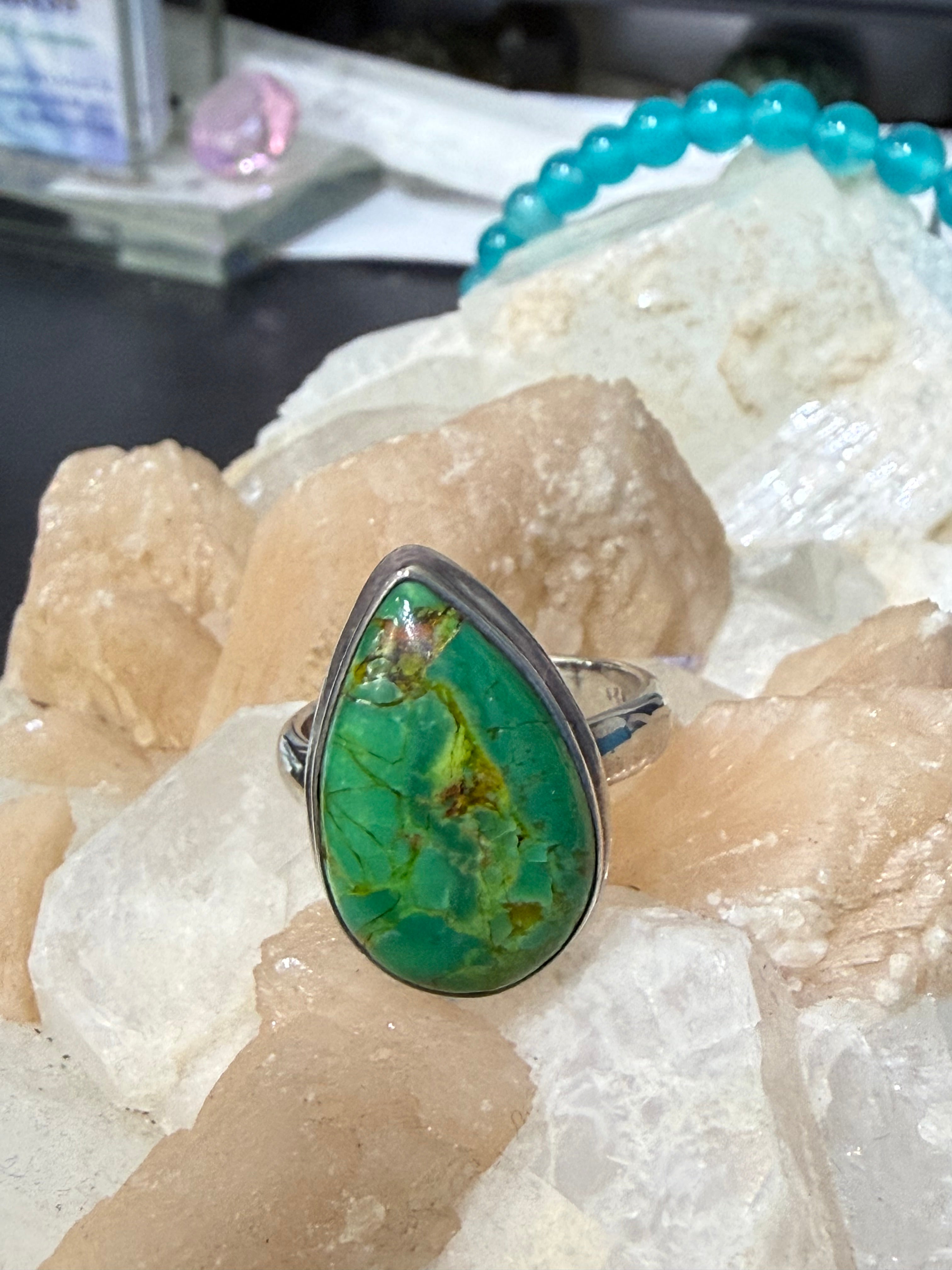 Green Mohave Turquoise Ring, size 7.5 – Heart of Earth & Sky Crystal Wellness