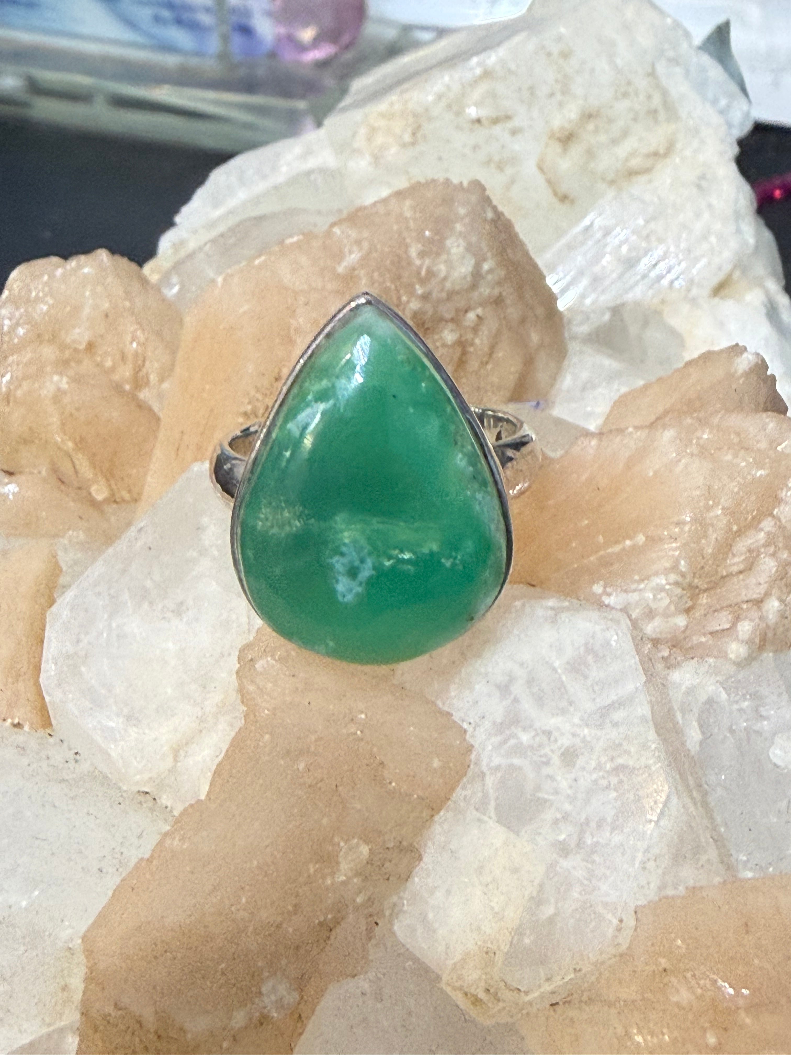 Chrysoprase Ring, size 9  – Stone of Joy, Abundance & Heart Healing Crystal Wellness