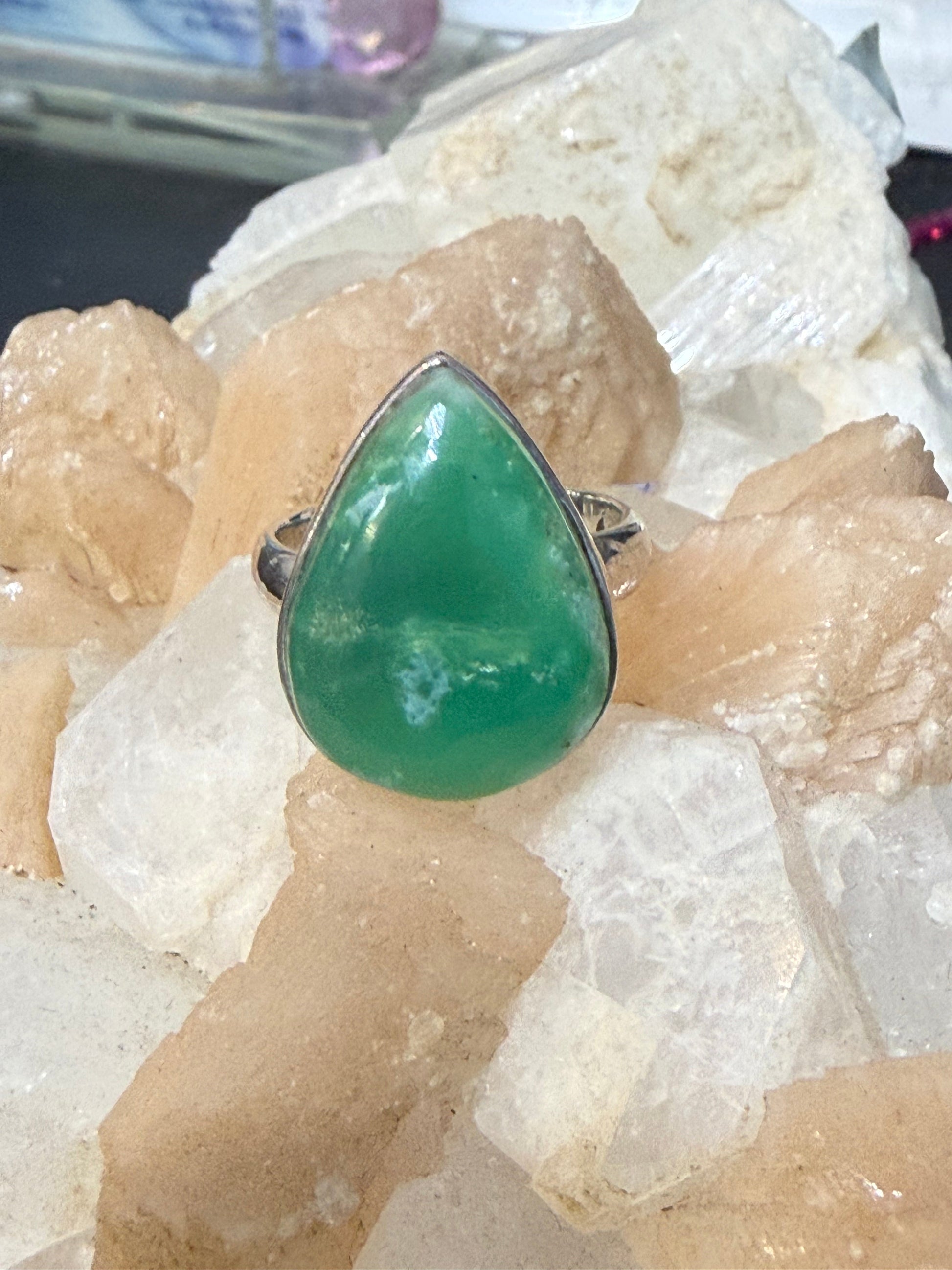 Chrysoprase Ring, size 9  – Stone of Joy, Abundance & Heart Healing Crystal Wellness