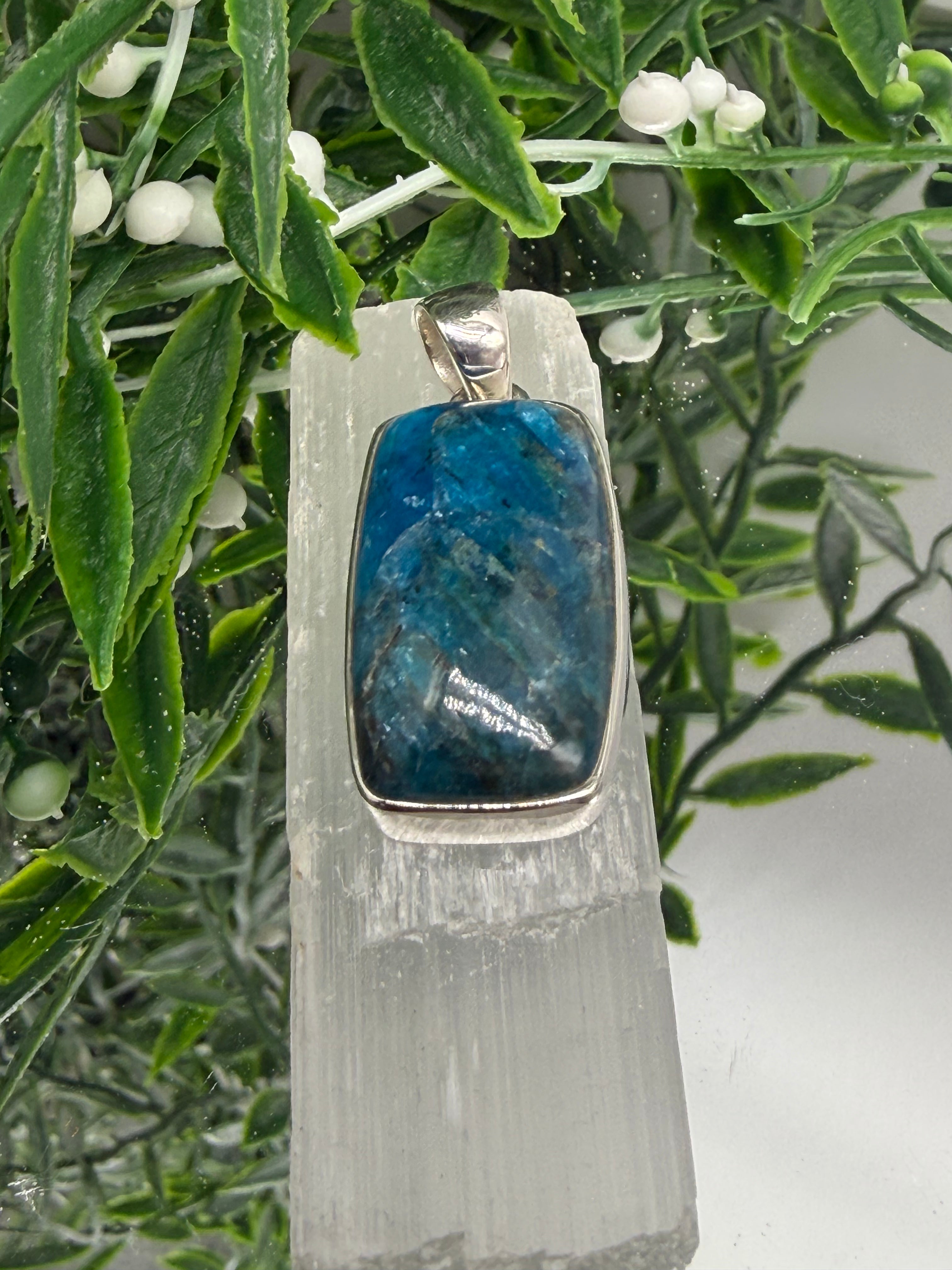 Untitled May3_21:07 Crystal Wellness