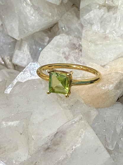 Peridot Vermeil Ring – Size 4 Crystal Wellness