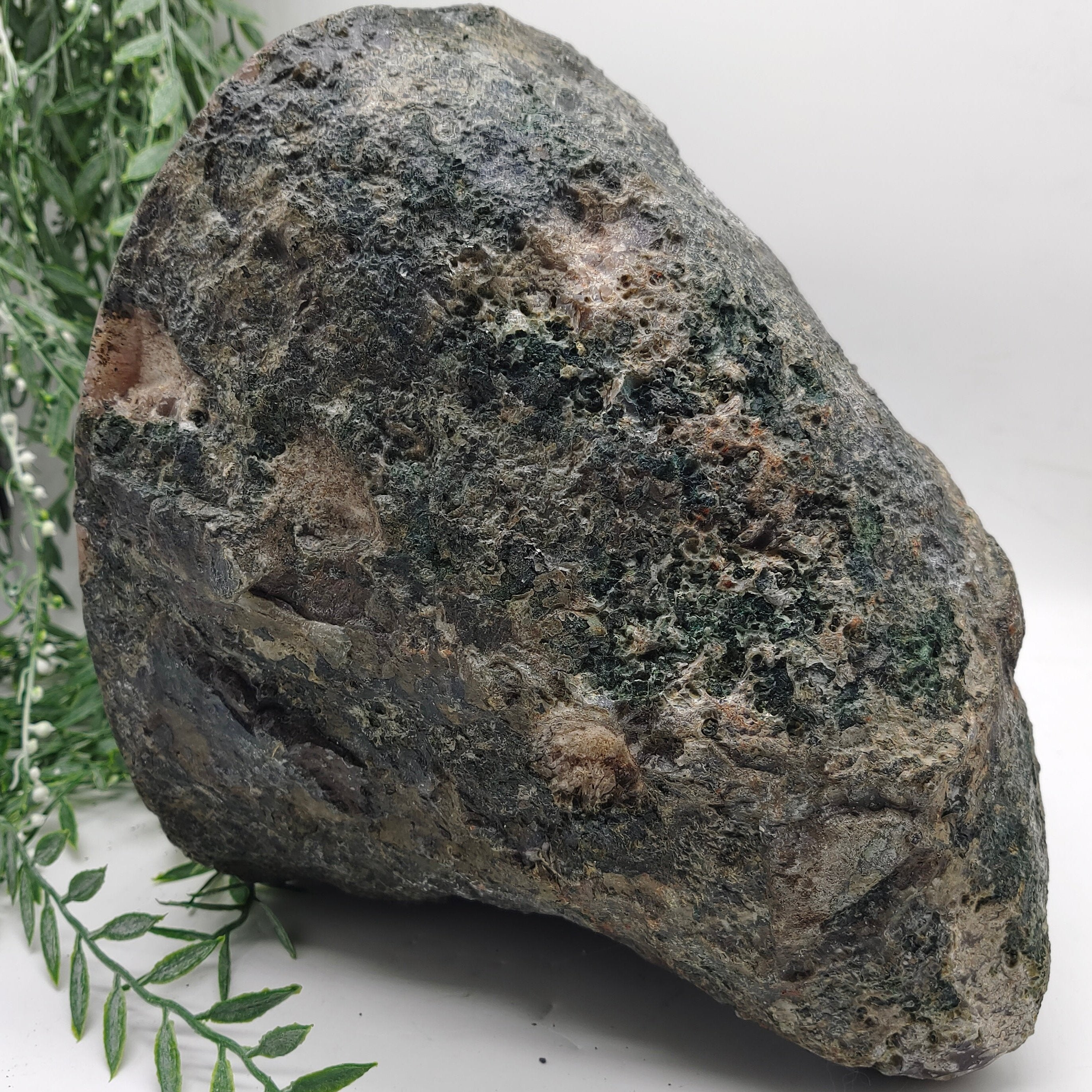 Natural Amethyst Geode 30x25x27cm 16.4kgs Crystal Wellness