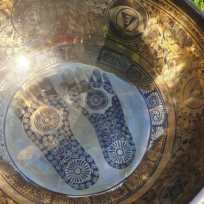 Extra Large Singing Bowl With Buddha Foot And Om Symbol Design Handcrafted With Thick Material And High Quality 40cm Crystal Wellness
