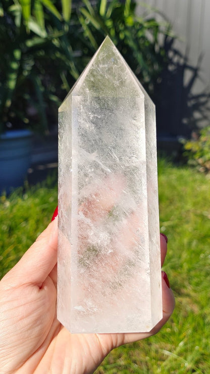 Clear Quartz Generator 0.893Kg Crystal Wellness