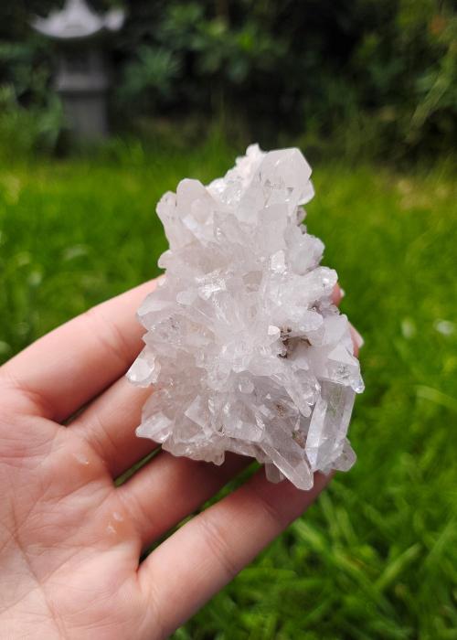 Natural Clear Quartz Cluster for Amplification, Healing and Clarity, Spiritual Connection Crystal Wellness