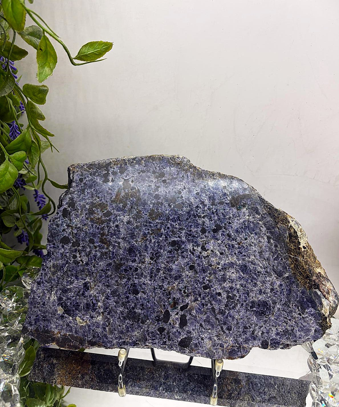 Iolite – The Visionary Stone of Inner Truth and Soul Navigation Crystal Wellness
