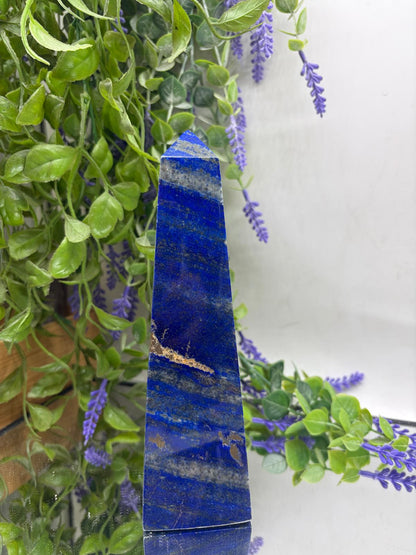 Lapis Lazuli Tower – Wisdom, Truth & Inner Vision 19 x 5 x 5 cm Crystal Wellness
