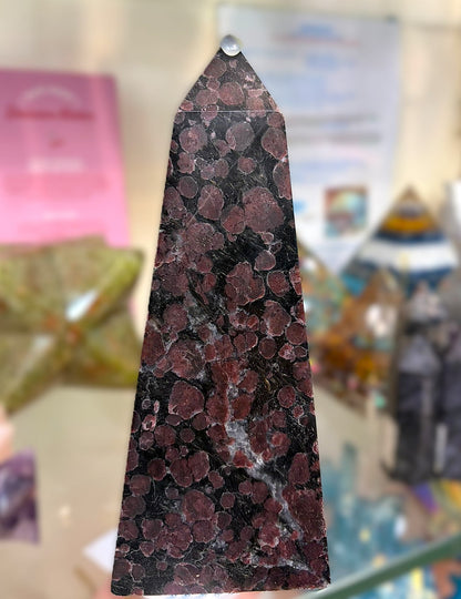 Rhodolite Garnet 19x7.5x7.5 cm 1.8 kg – The Stone of Passion, Inspiration & Emotional Balance Crystal Wellness