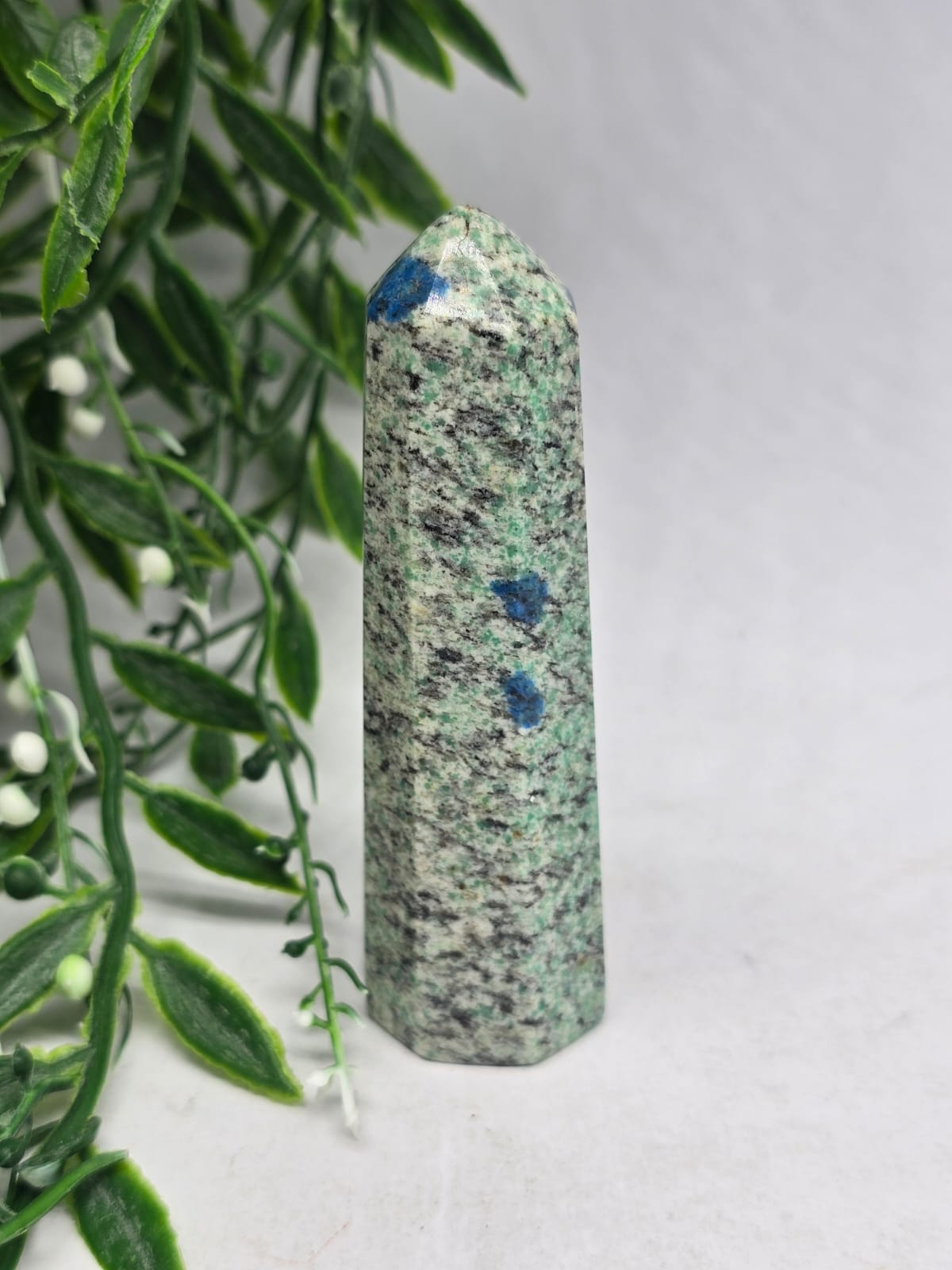 K2 Stone Point Crystal Wellness