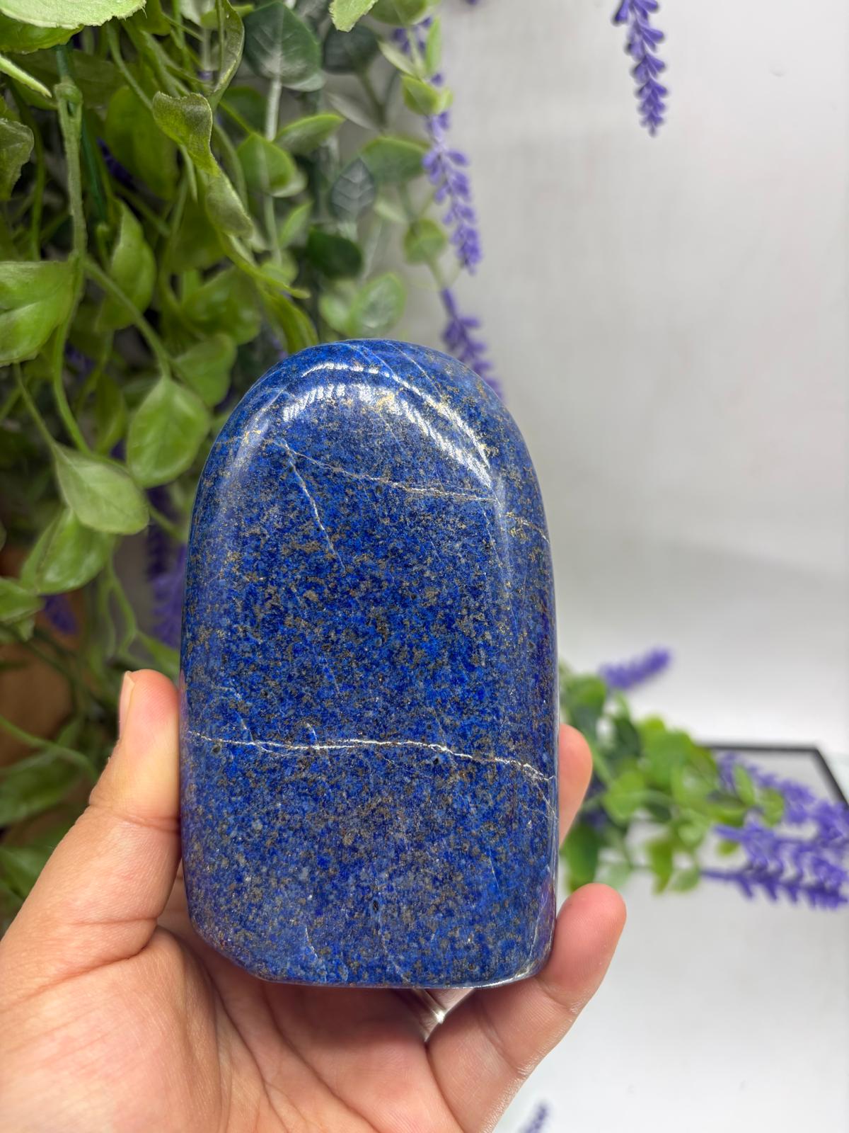 Lapis Lazuli Freeform AAA Grade 0.5 kg Crystal Wellness