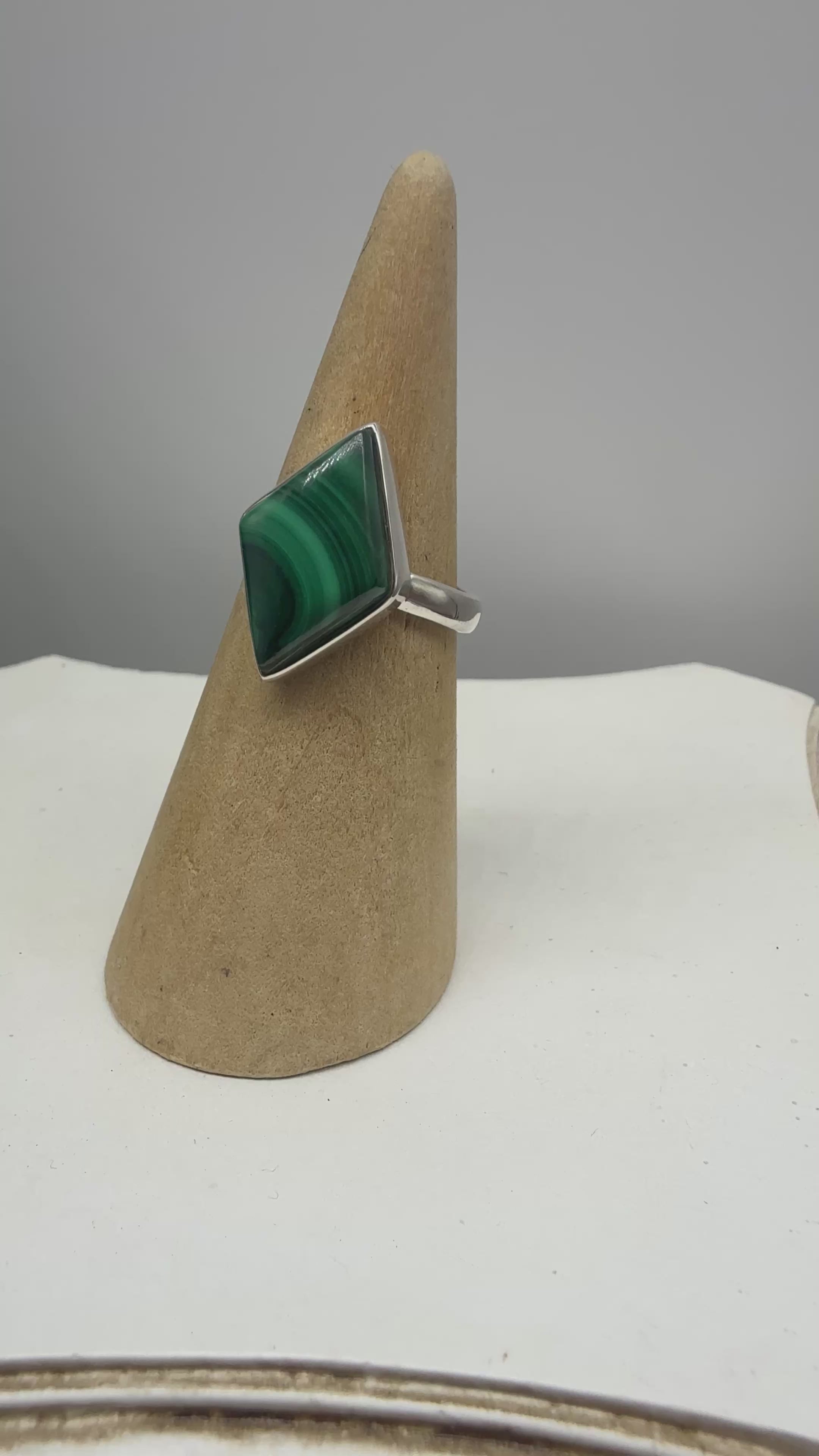 Malachite Sterling Silver Ring Rhombus Shape– 17x9mm, Size 7