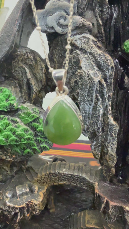 Nephrite Jade Sterling Silver (92.5) Pendant Teardrop– 22x16 mm