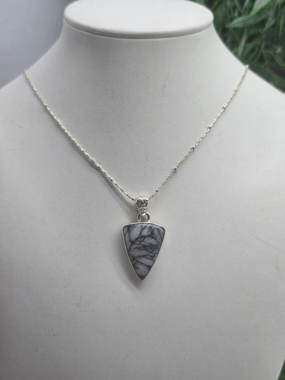 ✨ Pinolith Shield Pendant – 25×19mm | Sterling Silver 925 Crystal Wellness