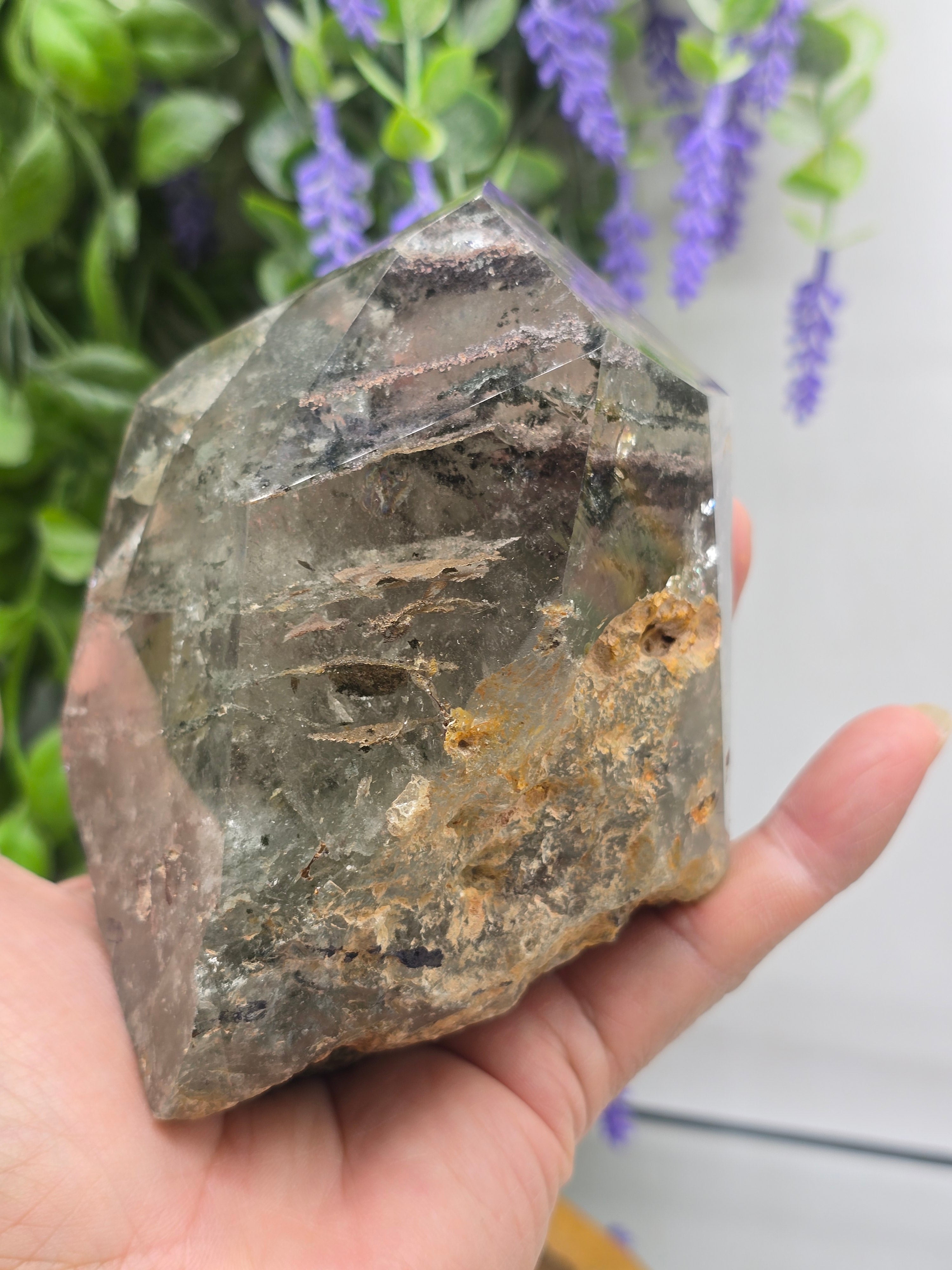 BLACK AND GREEN PHANTOM QUARTZ – “Protection & Renewal” – 12×5×3 cm Crystal Wellness