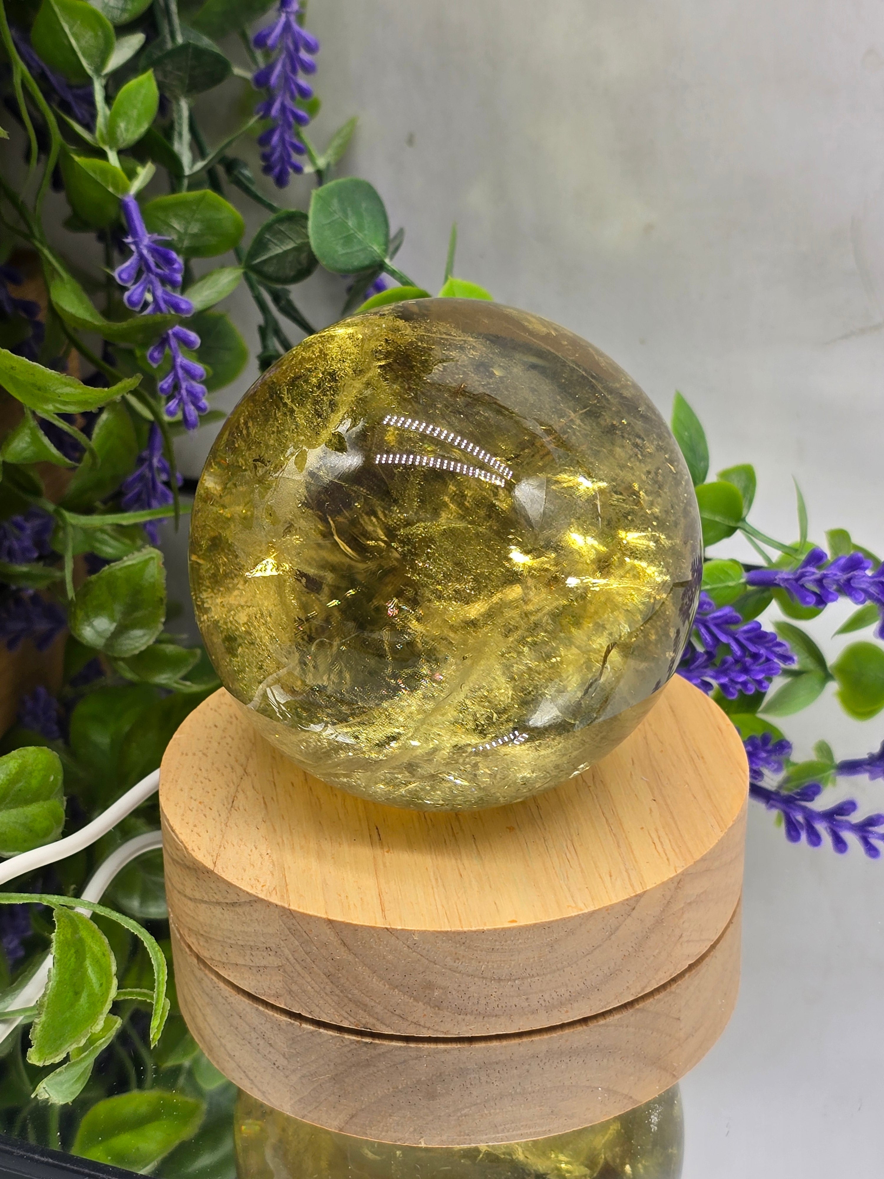 Golden Citrine Sphere – Abundance, Confidence & Solar Empowerment | 824g • 8.5 cm Crystal Wellness