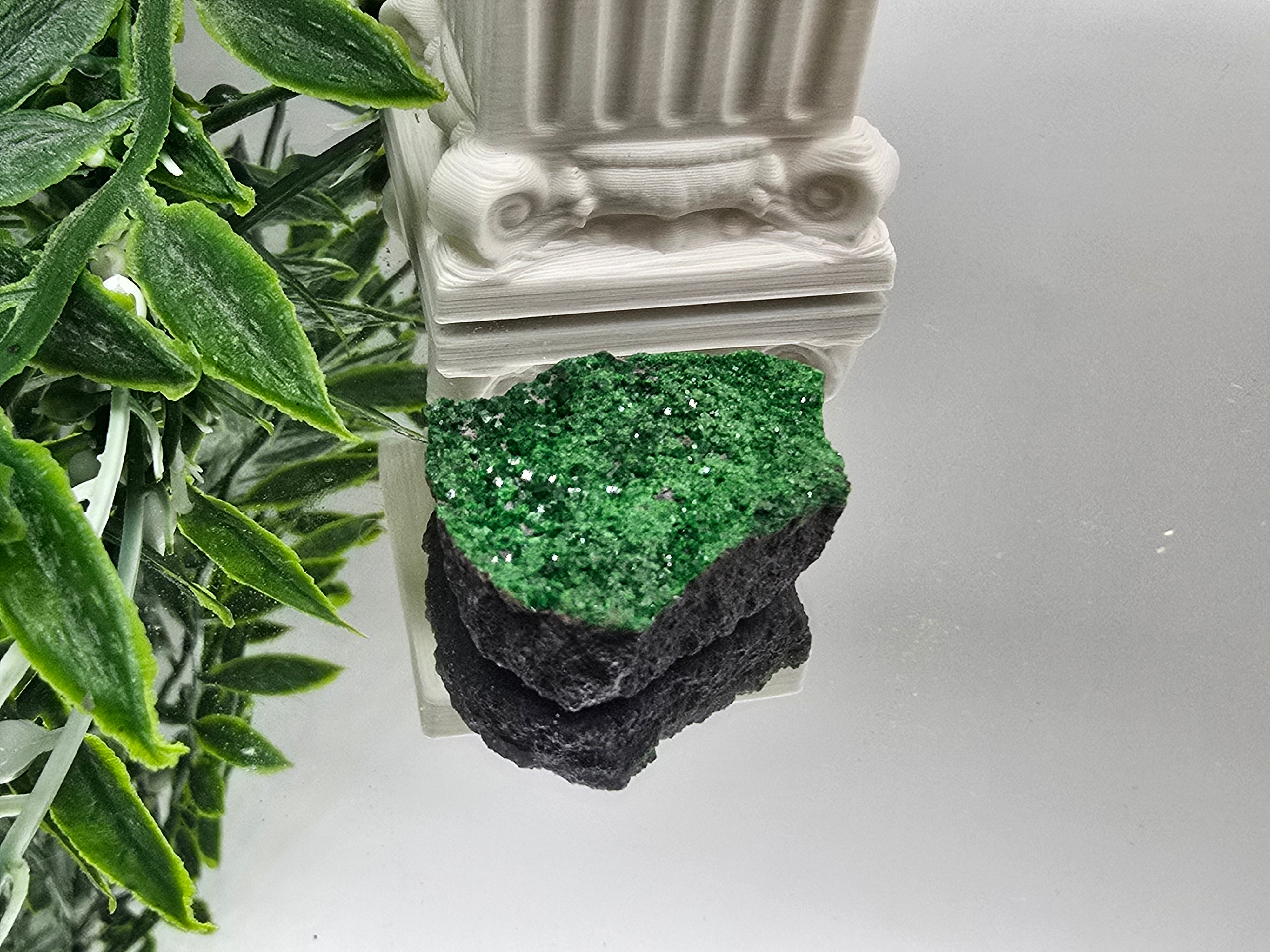 Uvarovite Rare AAA 33 × 27 × 8 mm (Stone of Abundant Heart & Prosperity) Crystal Wellness