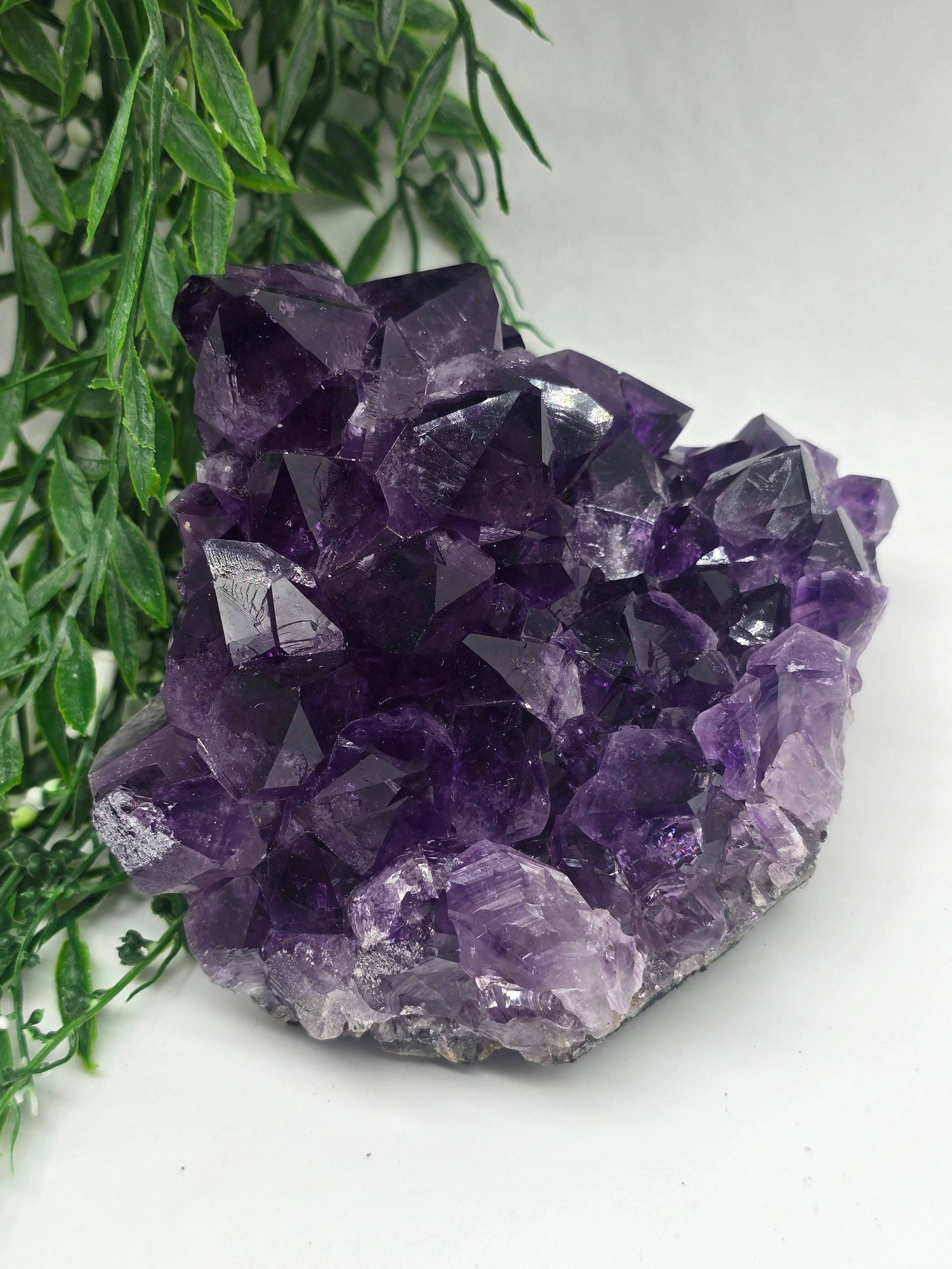 High-Grade Amethyst Crystal – Premium 15x13x10cm, 1.4kg Collector’s Specimen Crystal Wellness