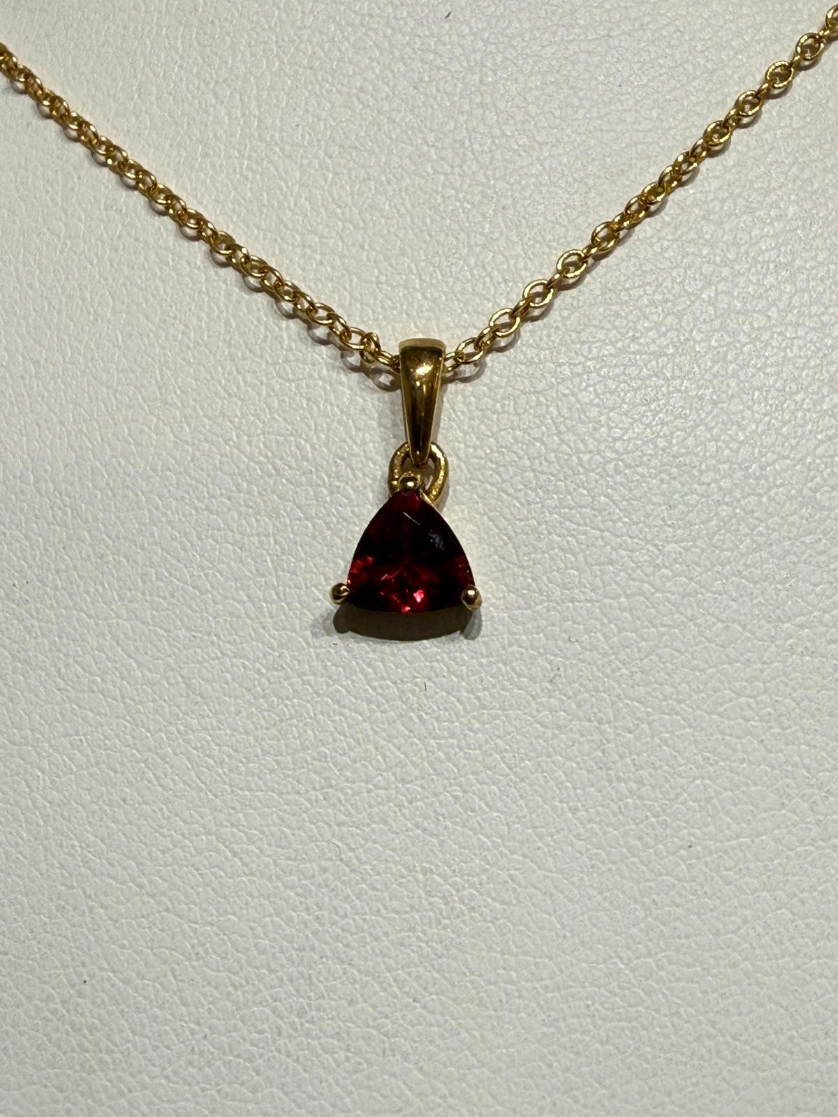 Ember of Passion – Garnet Trinity Necklace in 18ct Gold Vermeil Crystal Wellness